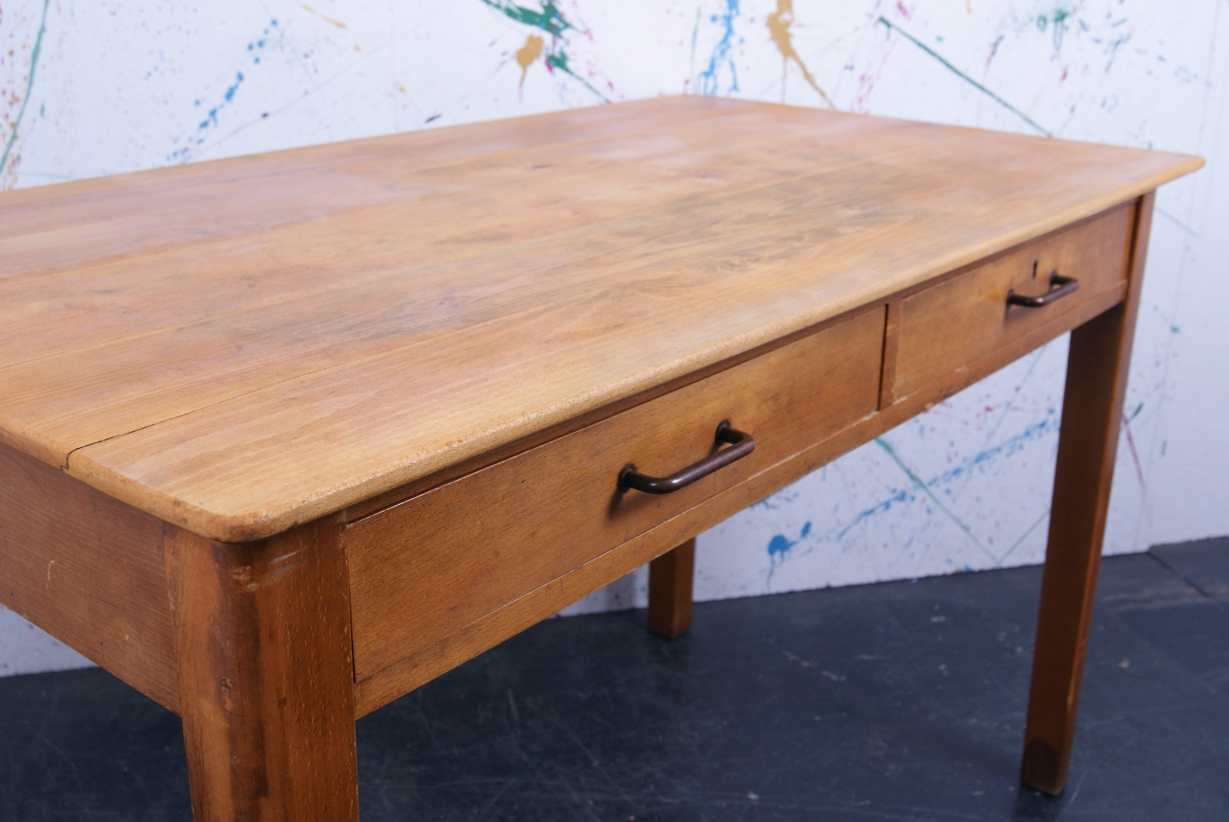 desk-with-drawers-1