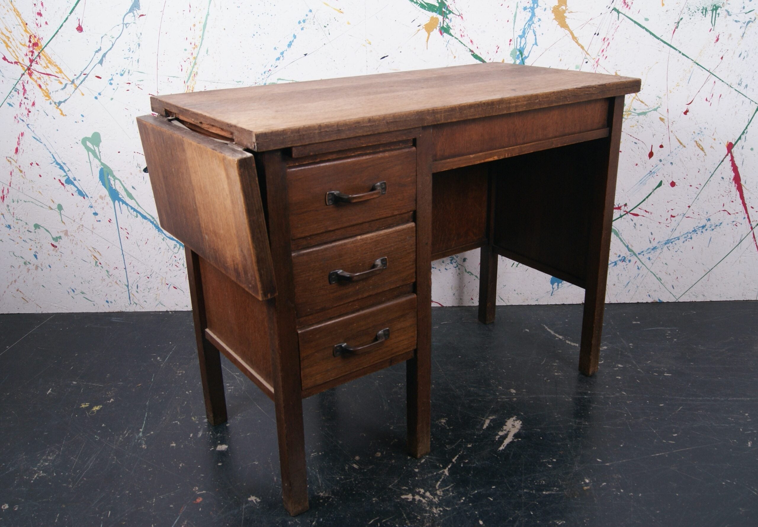 desk-with-drawers-23
