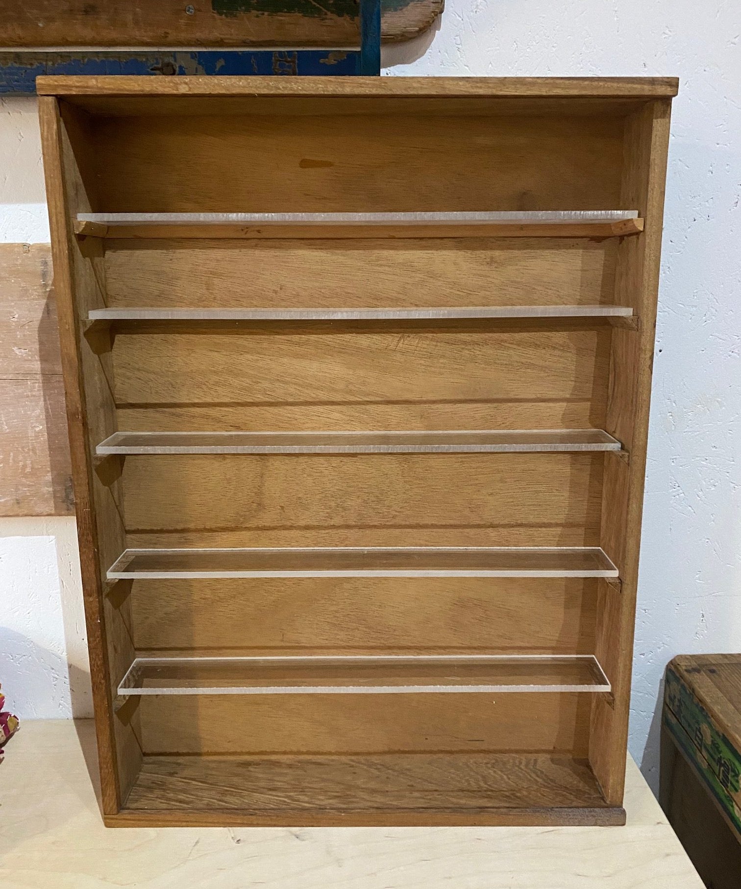 display-shelf-1