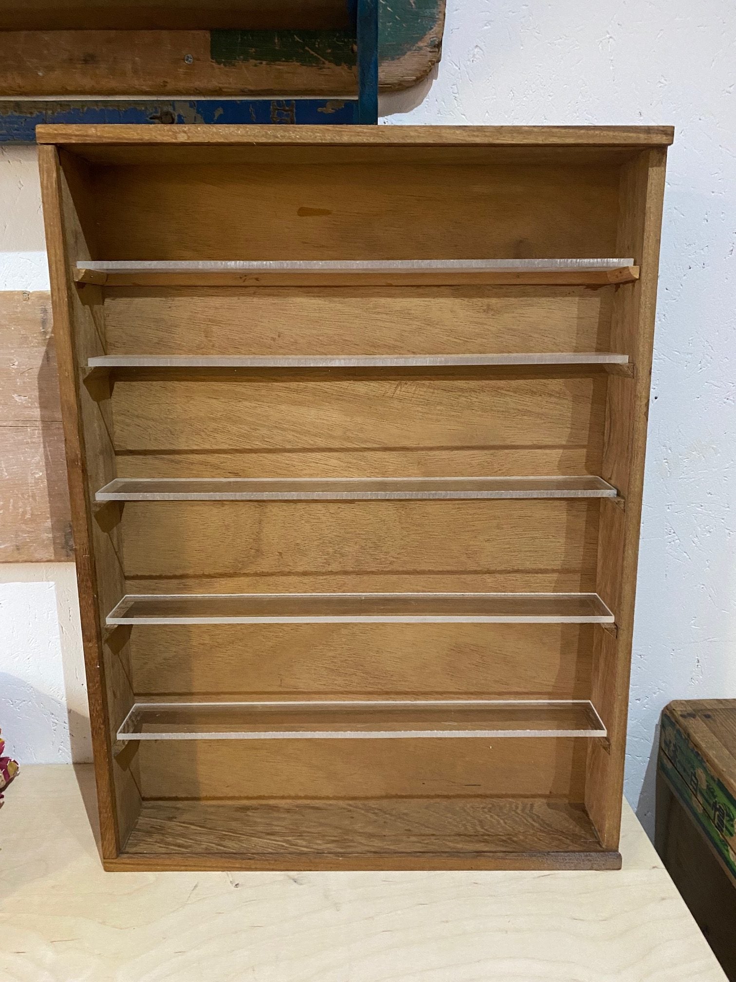 display-shelf-1