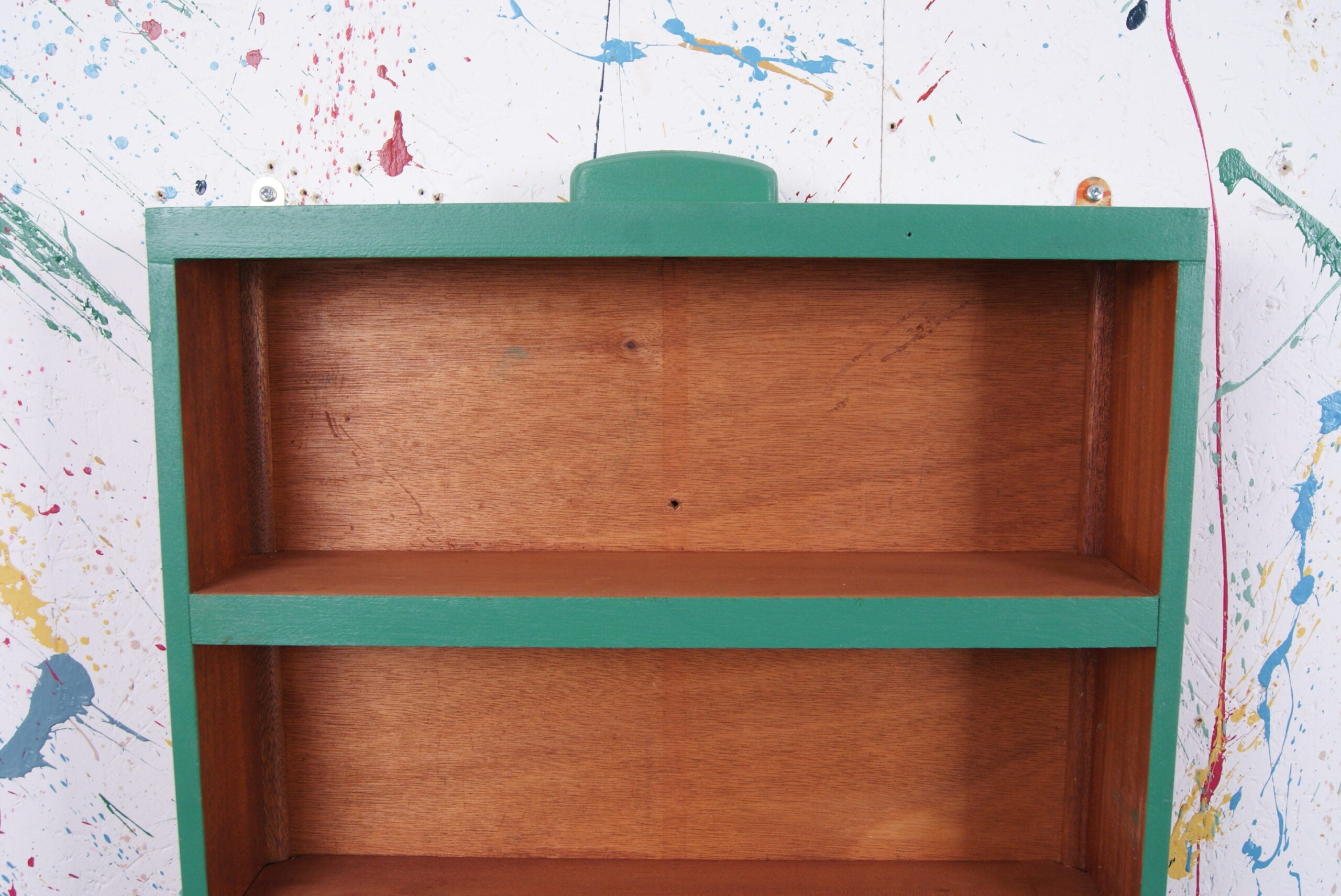 display-shelf-verdigirs-green-1