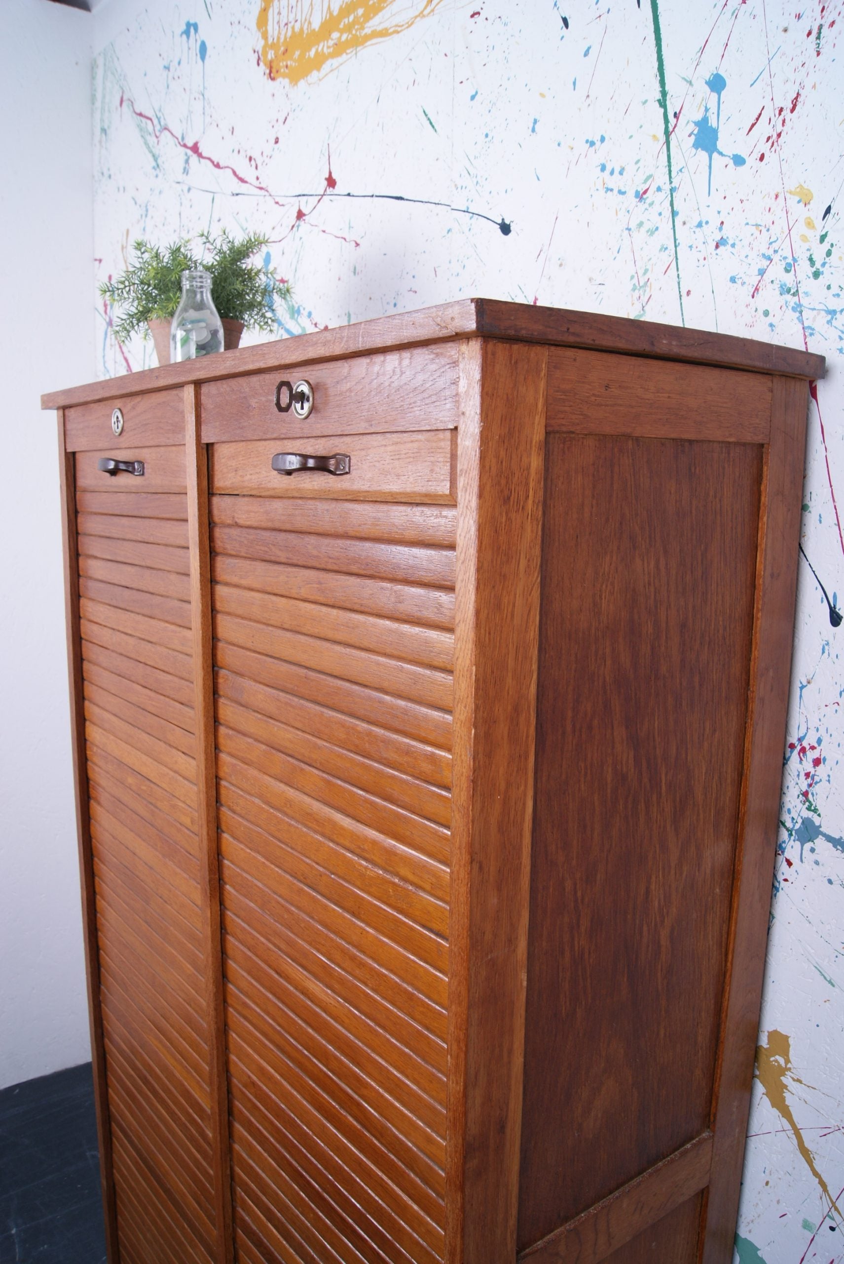 double-french-tambour-cabinet-44