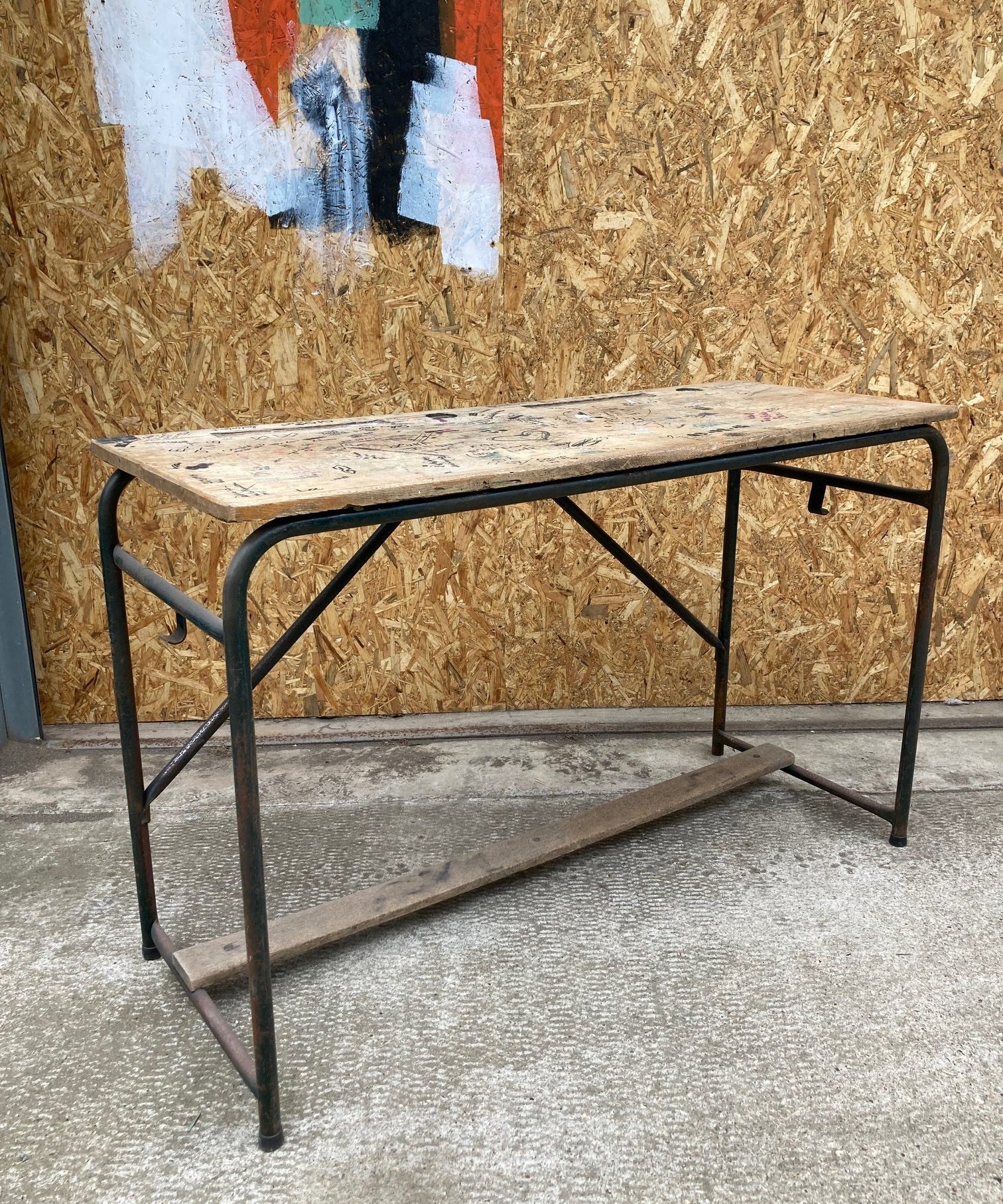 double-french-tubular-desk-4