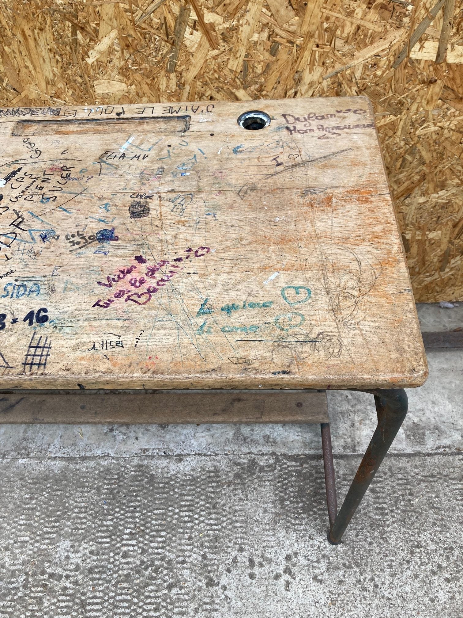 double-french-tubular-desk-9