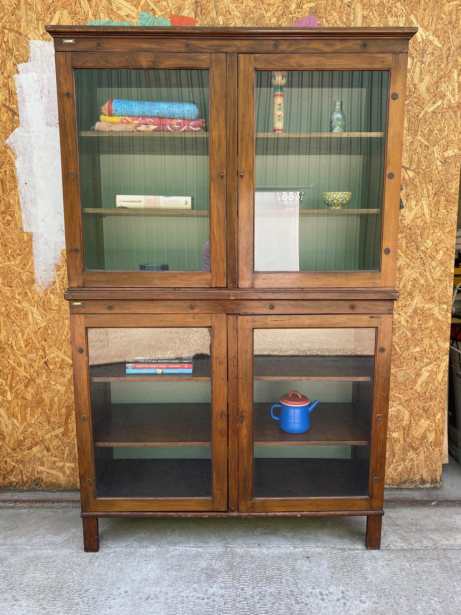 double-glass-cabinet-6