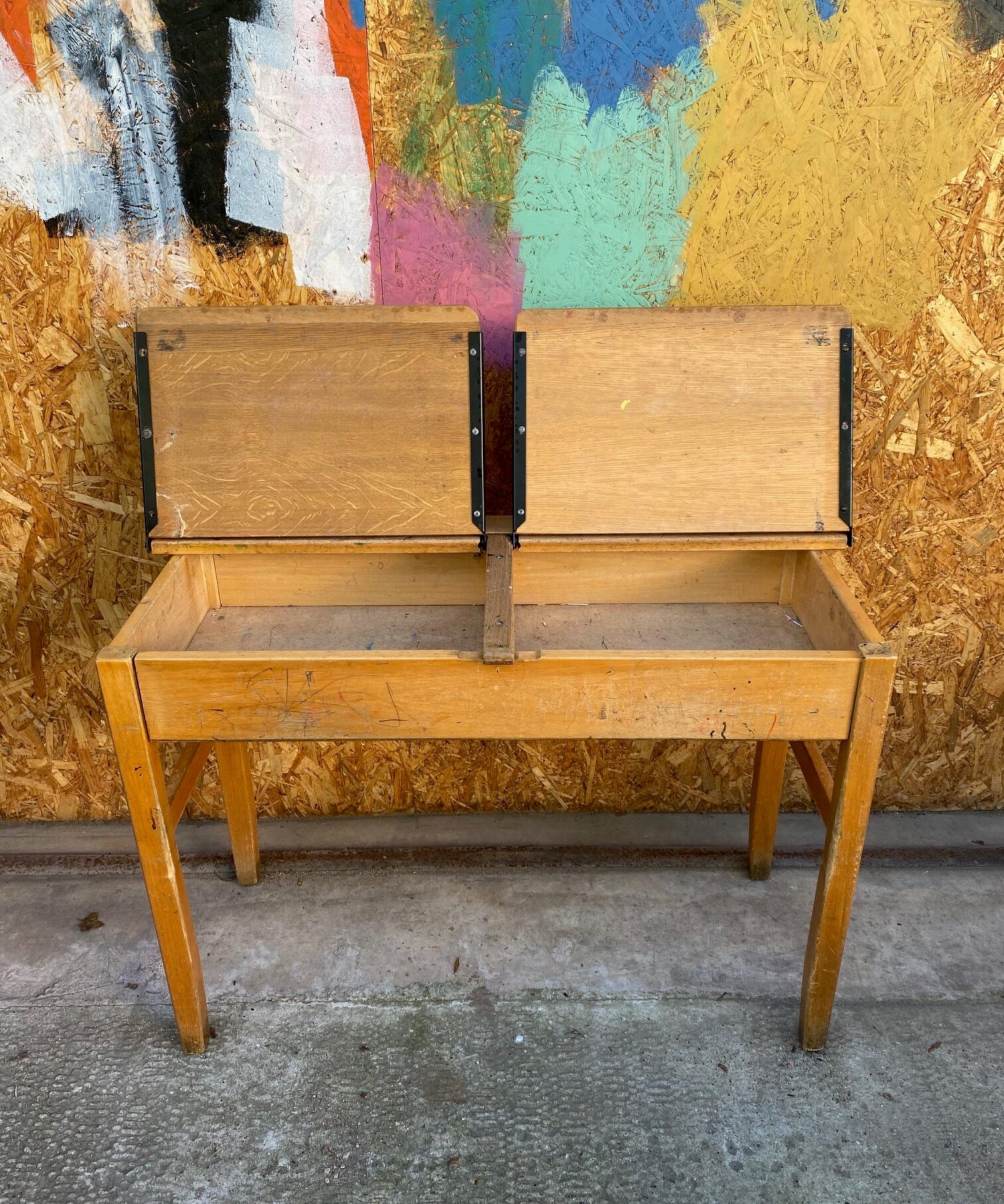 double-school-desks-13