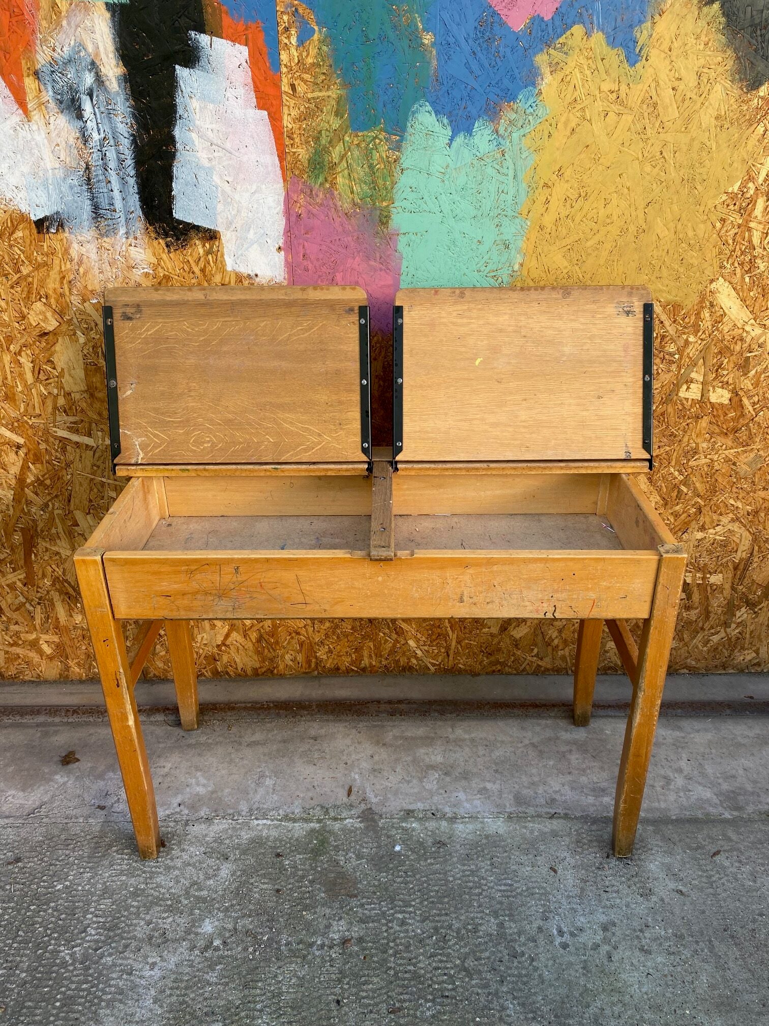 double-school-desks-13