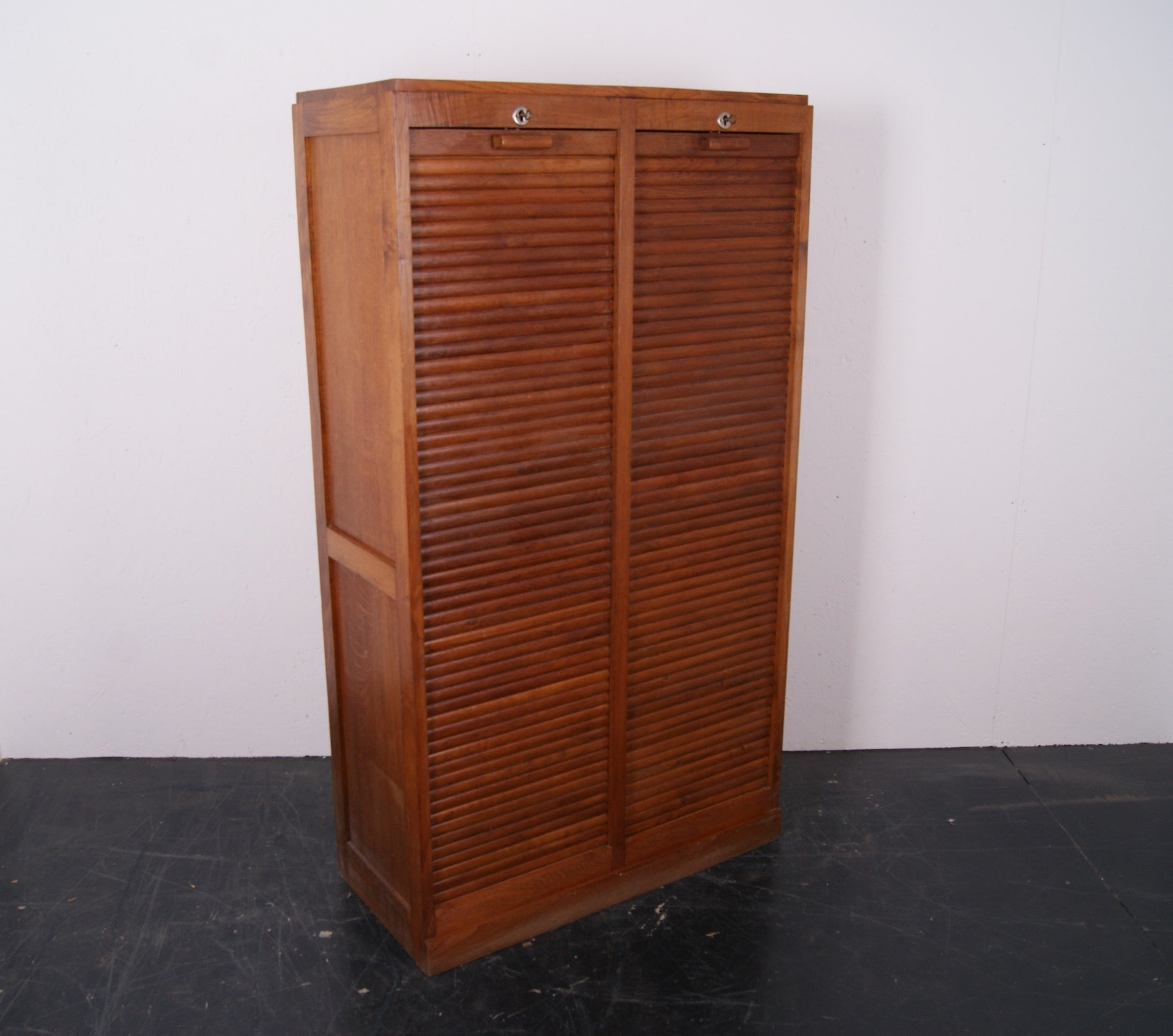 double-tambour-cabinet-4