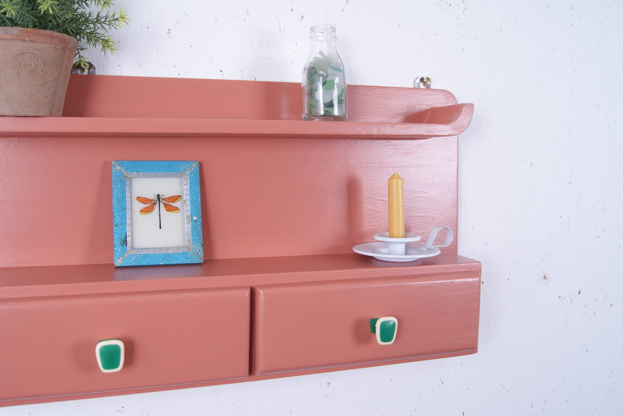 earth-red-shelf-from-poland-3