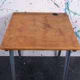 esavian-compass-legged-desk-6