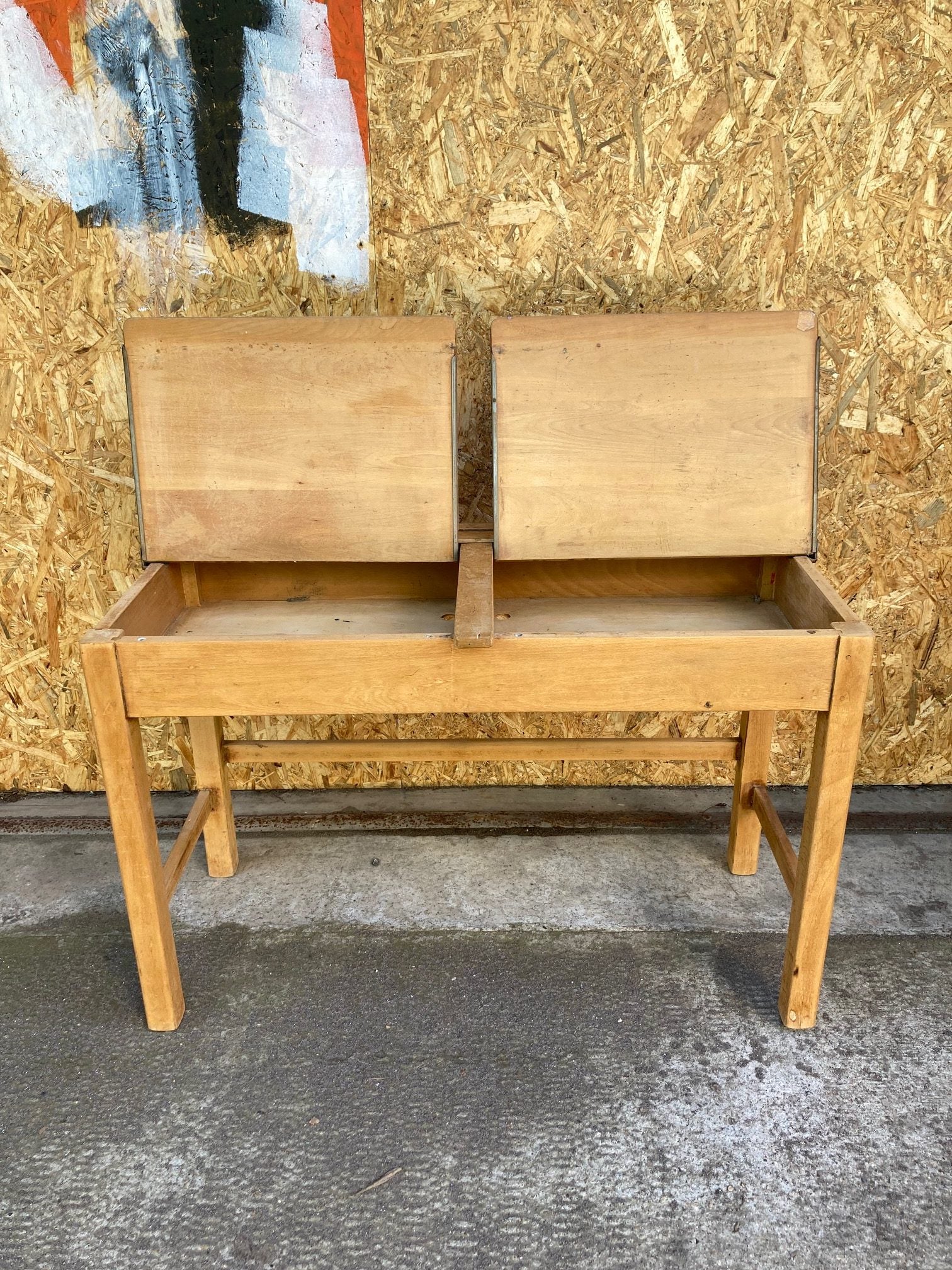 esavian-double-desk-4