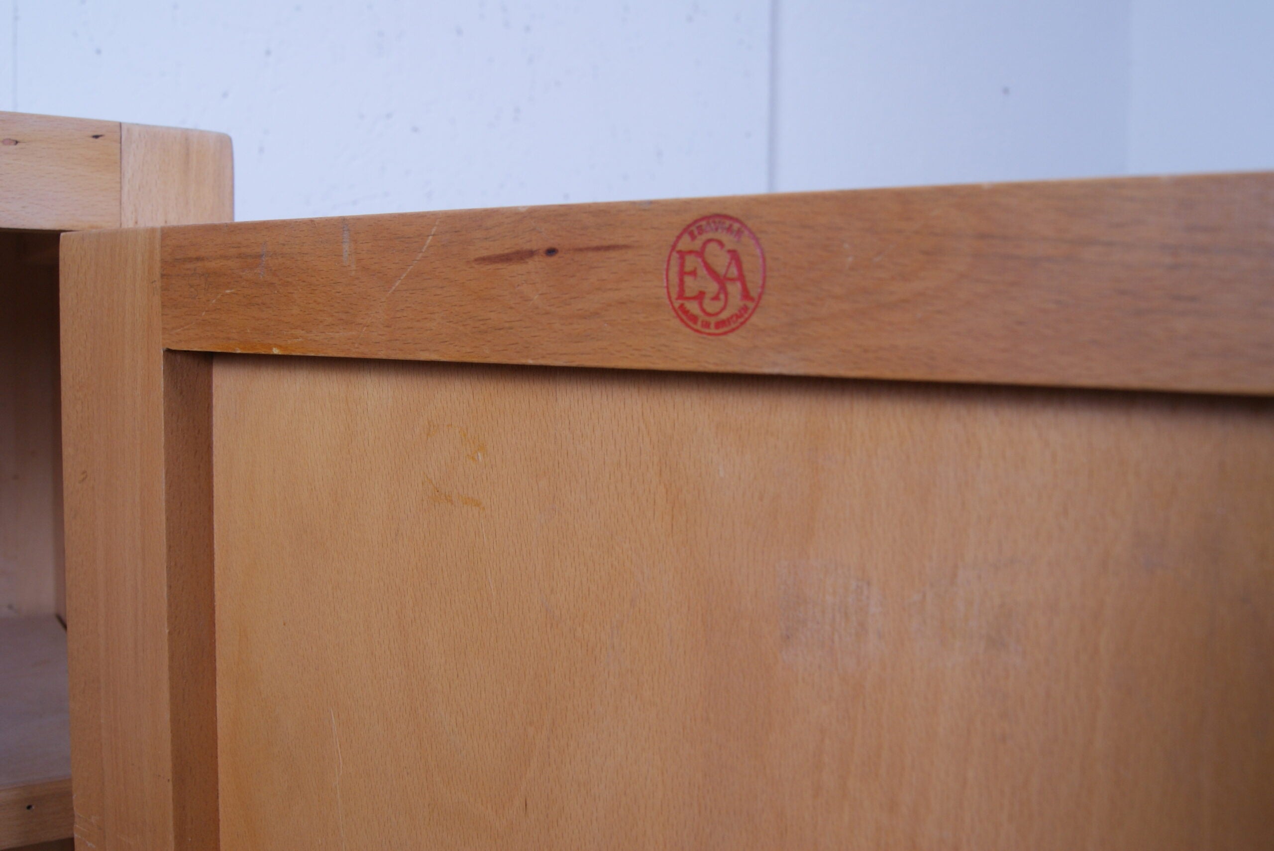 esavian-school-cupboard-6