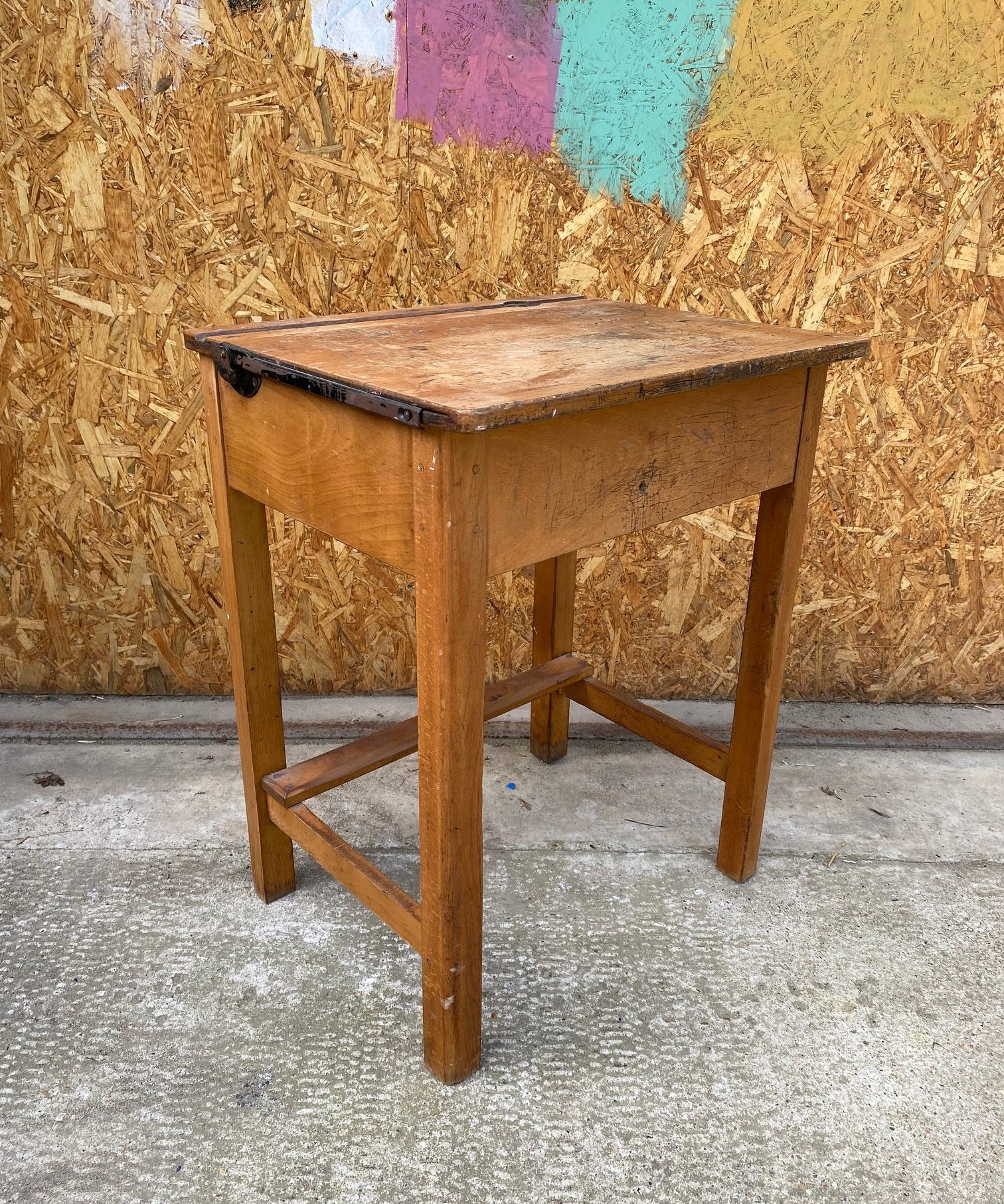 esavian-school-desk-5