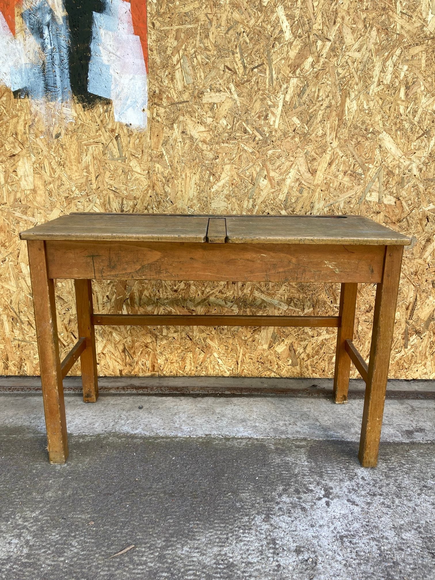 esavian-wooden-double-desk-1