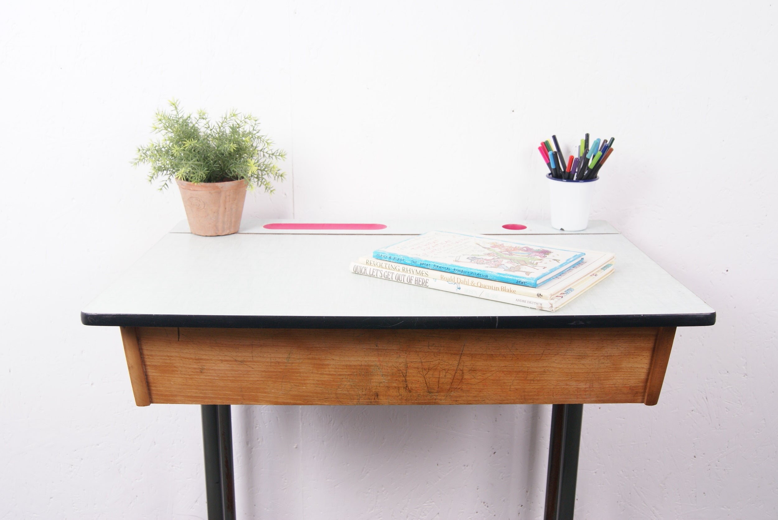 formica-topped-desk-7