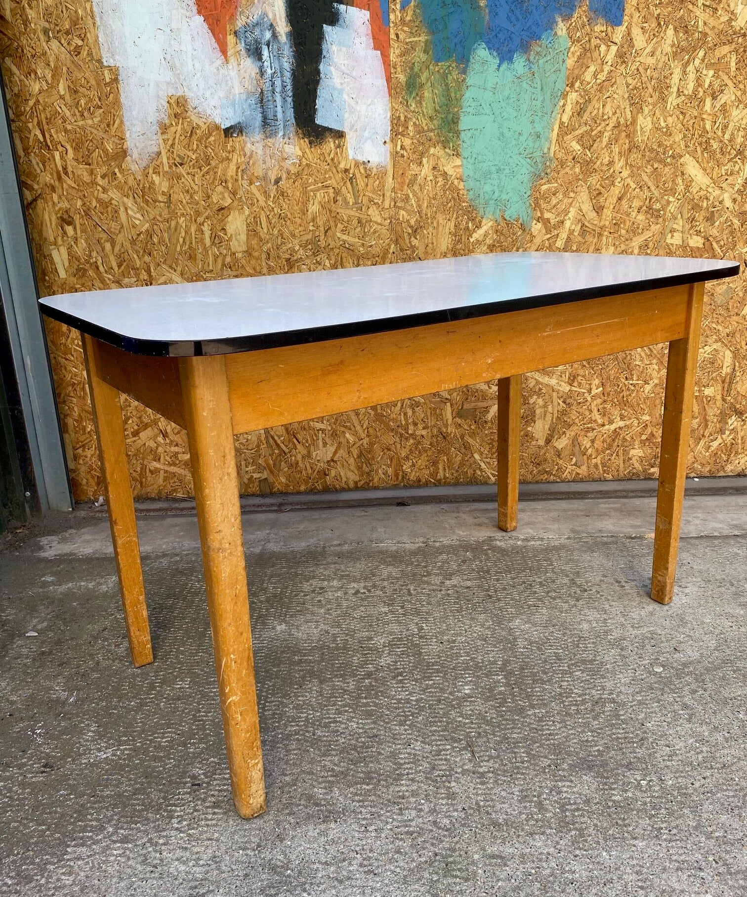 formica-topped-table-6