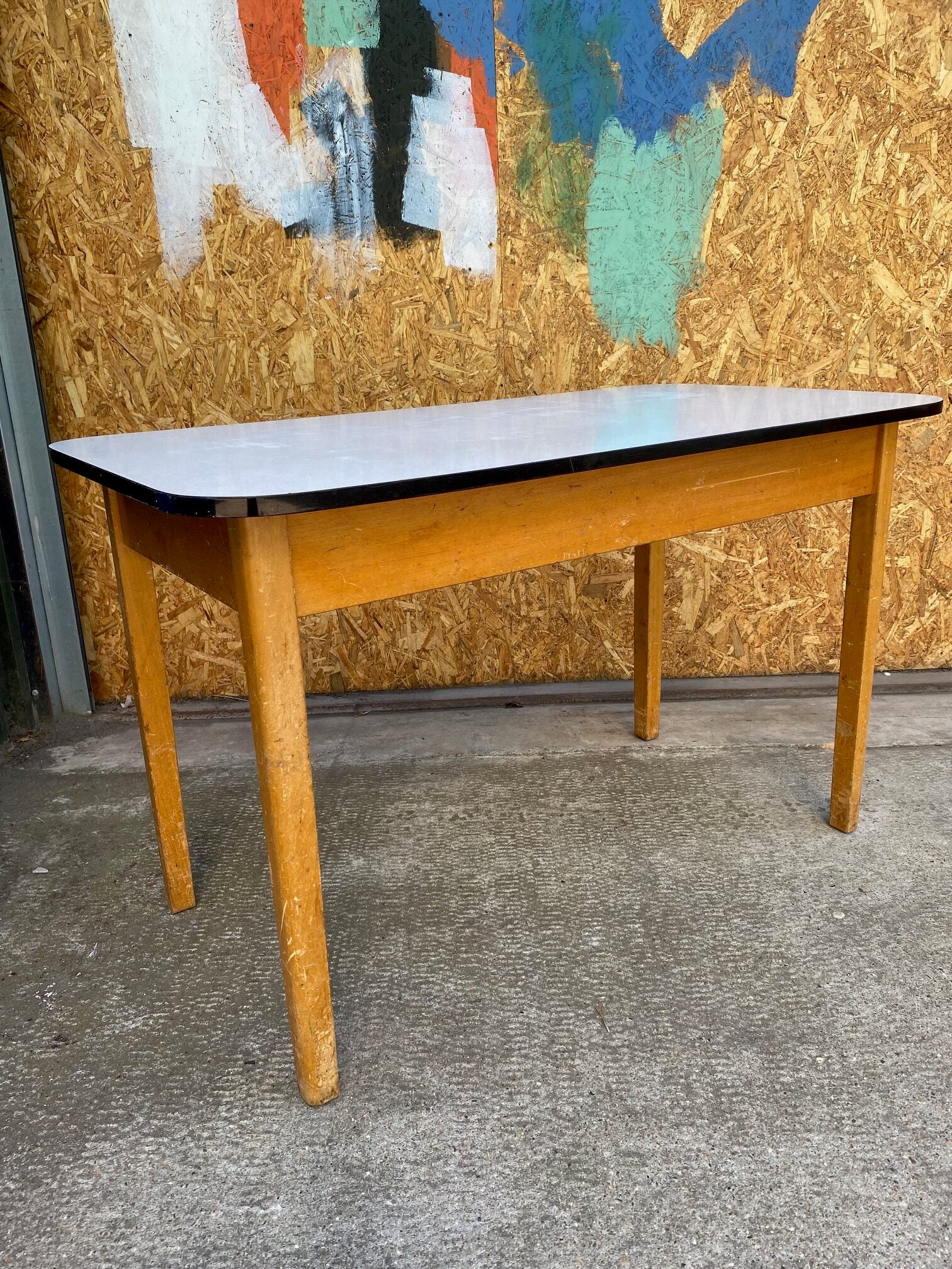 formica-topped-table-6