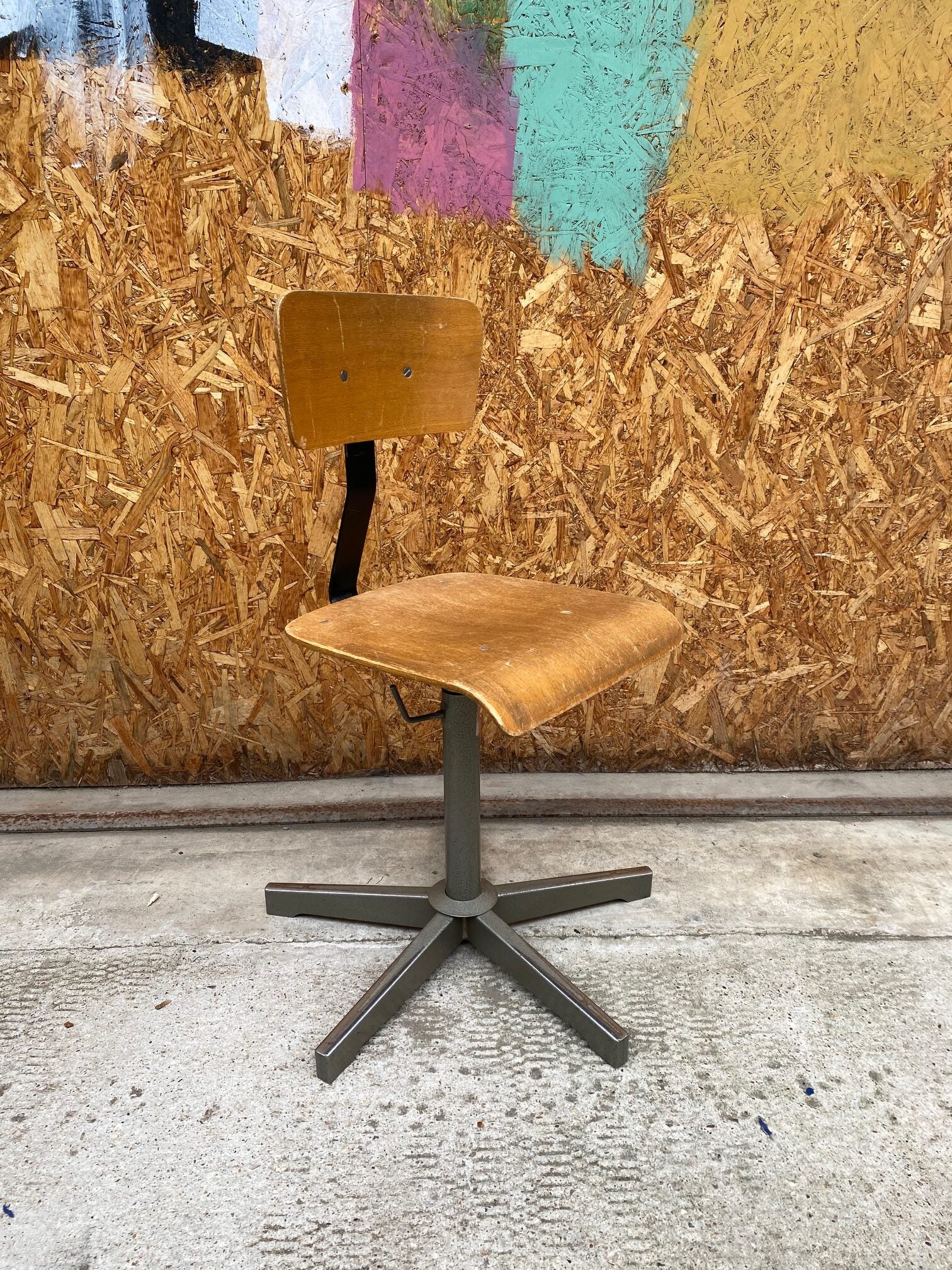 french-atelier-chairs-4