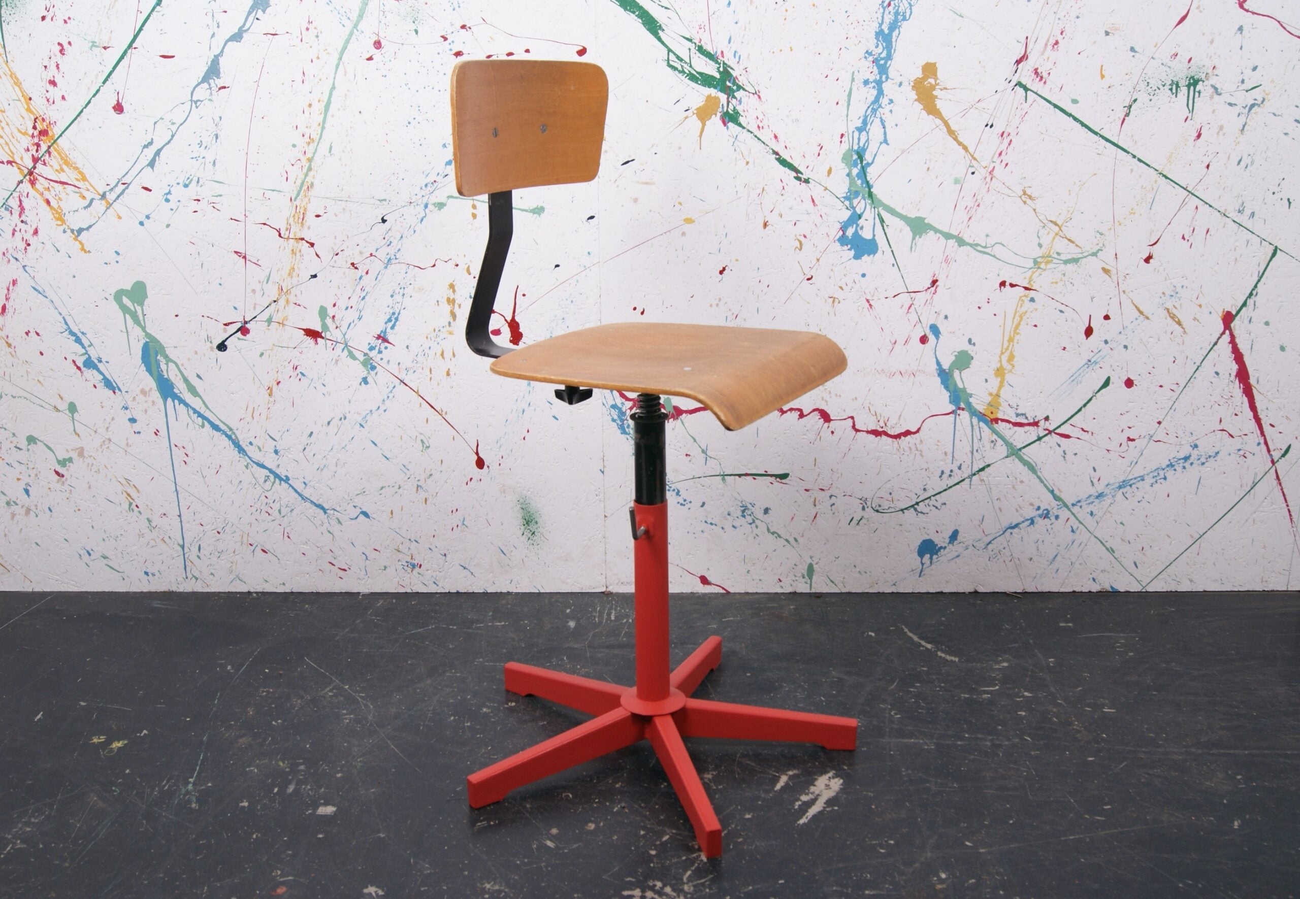 french-atelier-customised-chairs-3