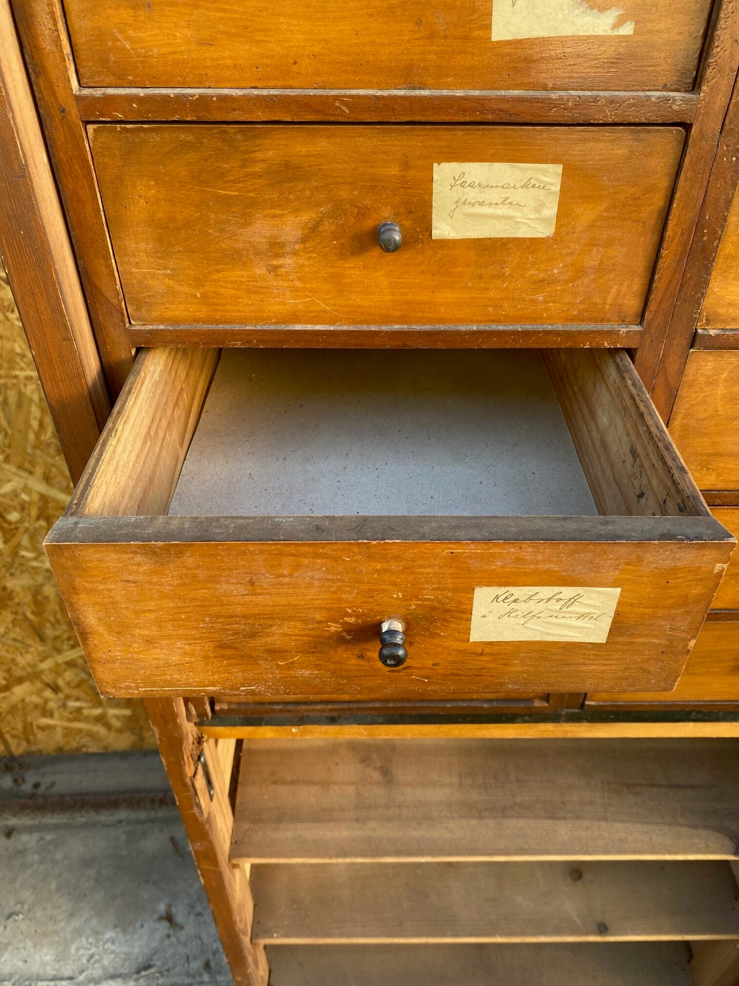 french-cupboard-5