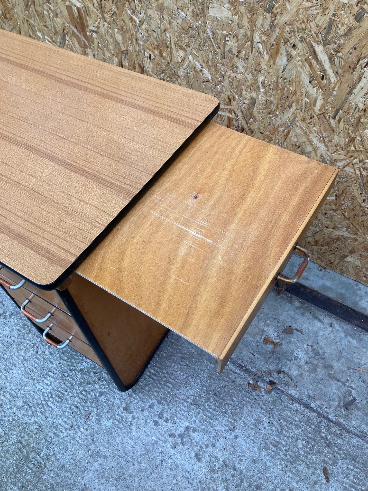 french-desk-and-chair-set-4