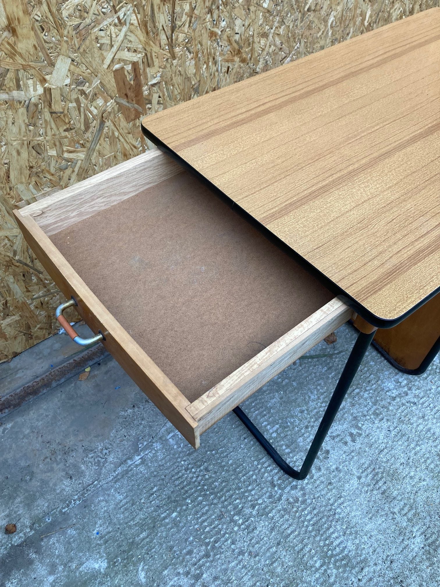 french-desk-and-chair-set-5
