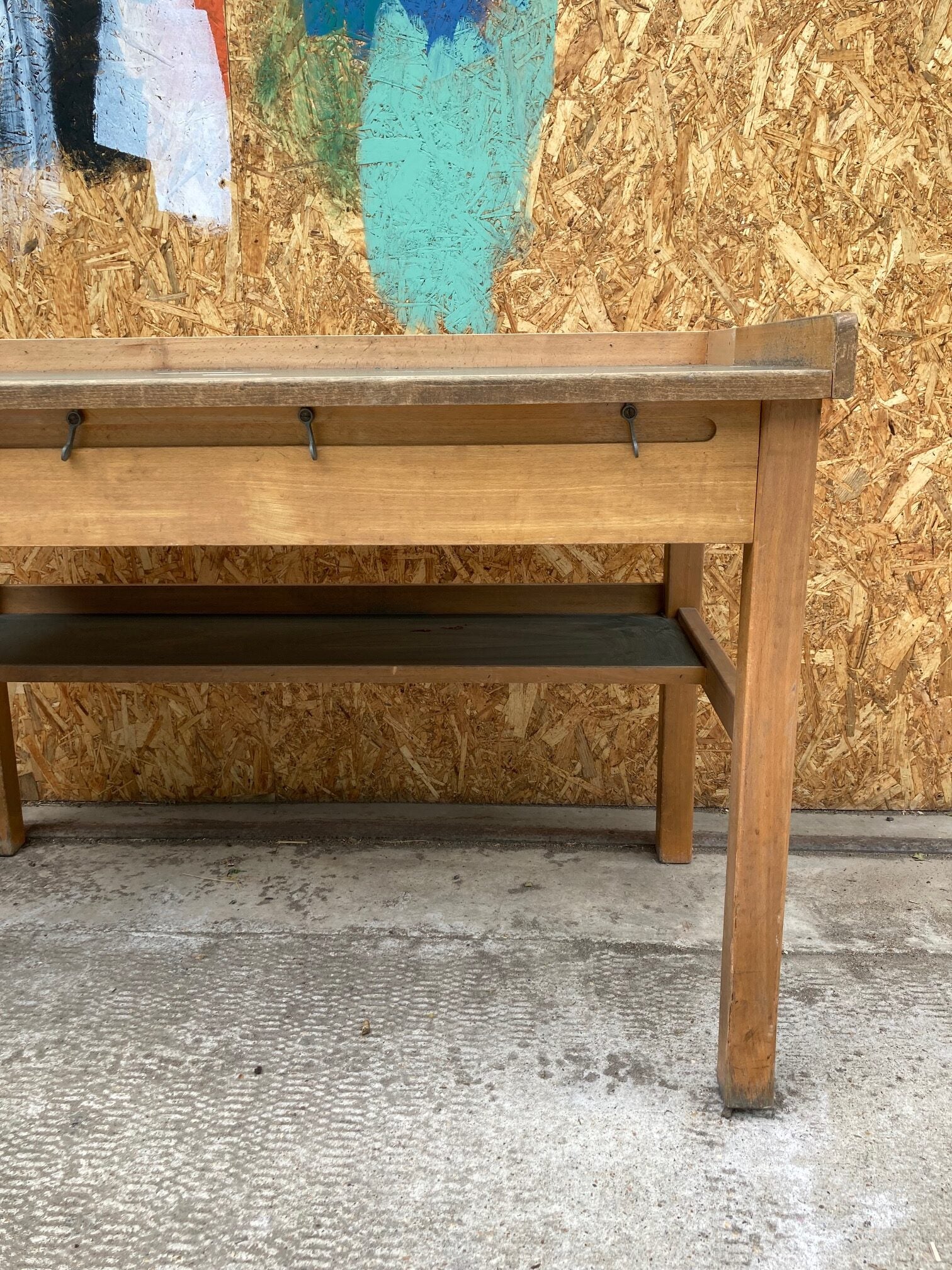 french-lab-bench-3