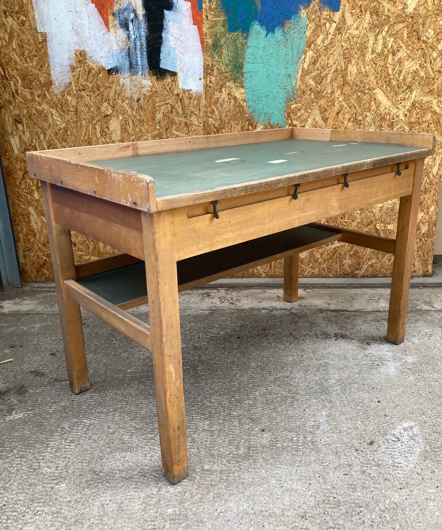french-lab-bench-6