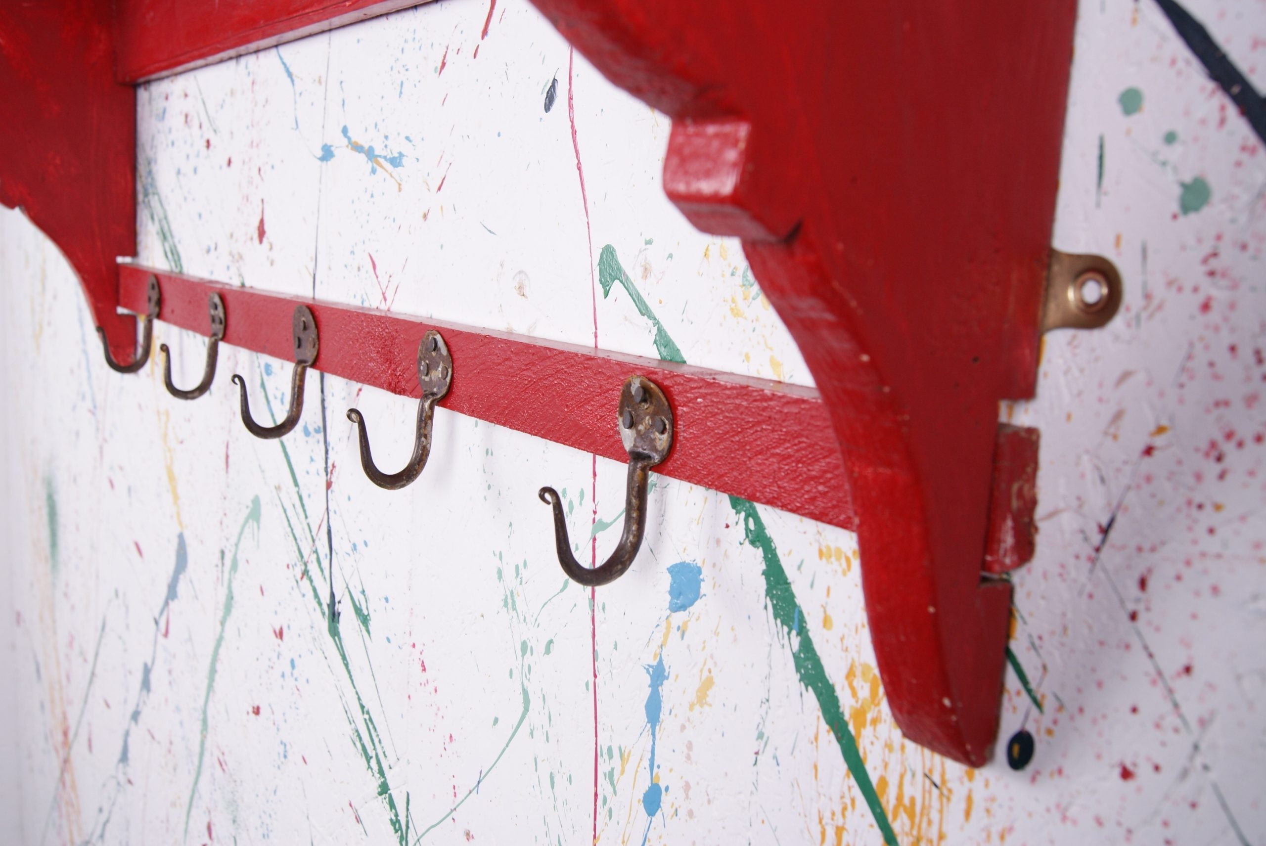 french-red-shelf-2
