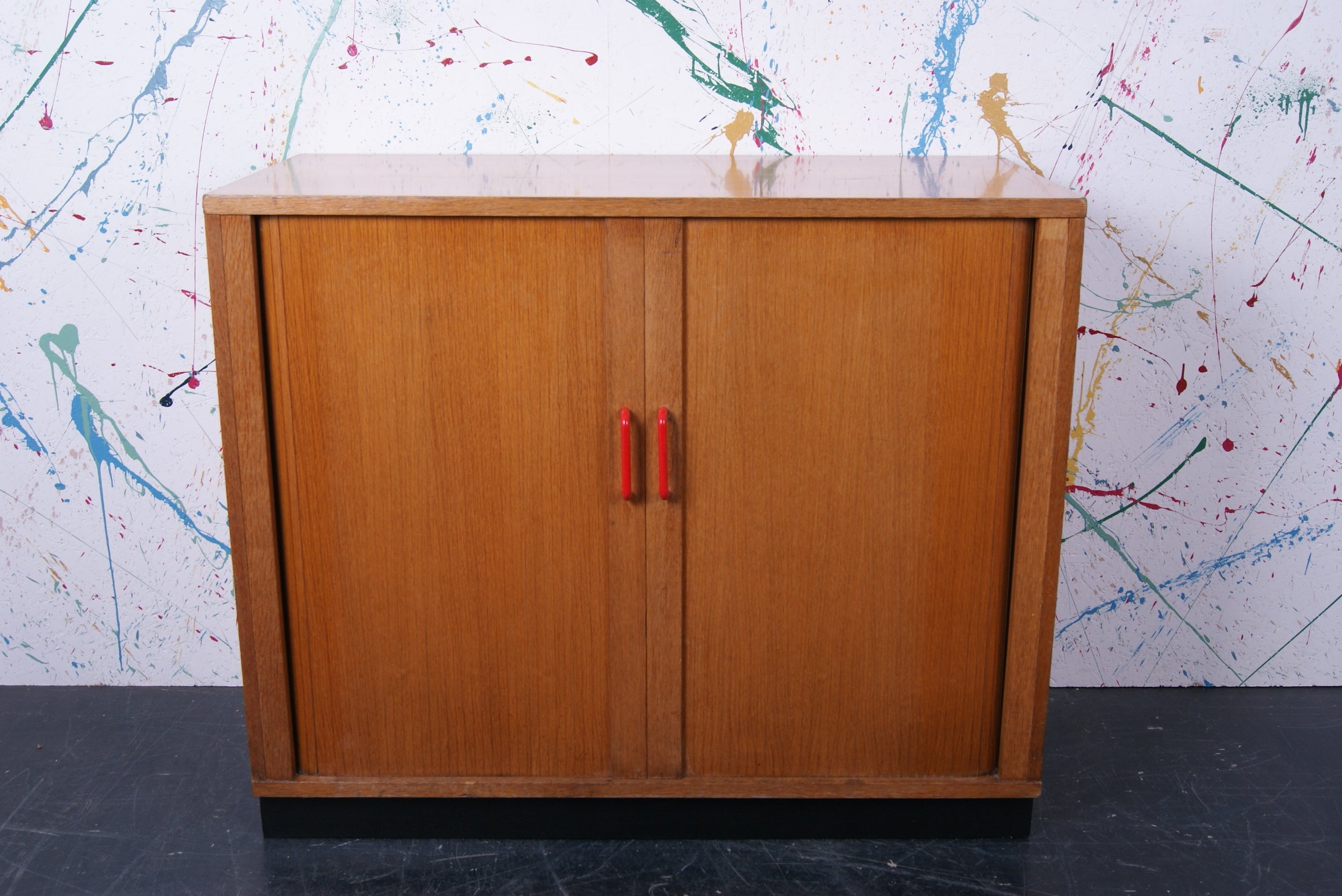 french-tambour-cuboard-1