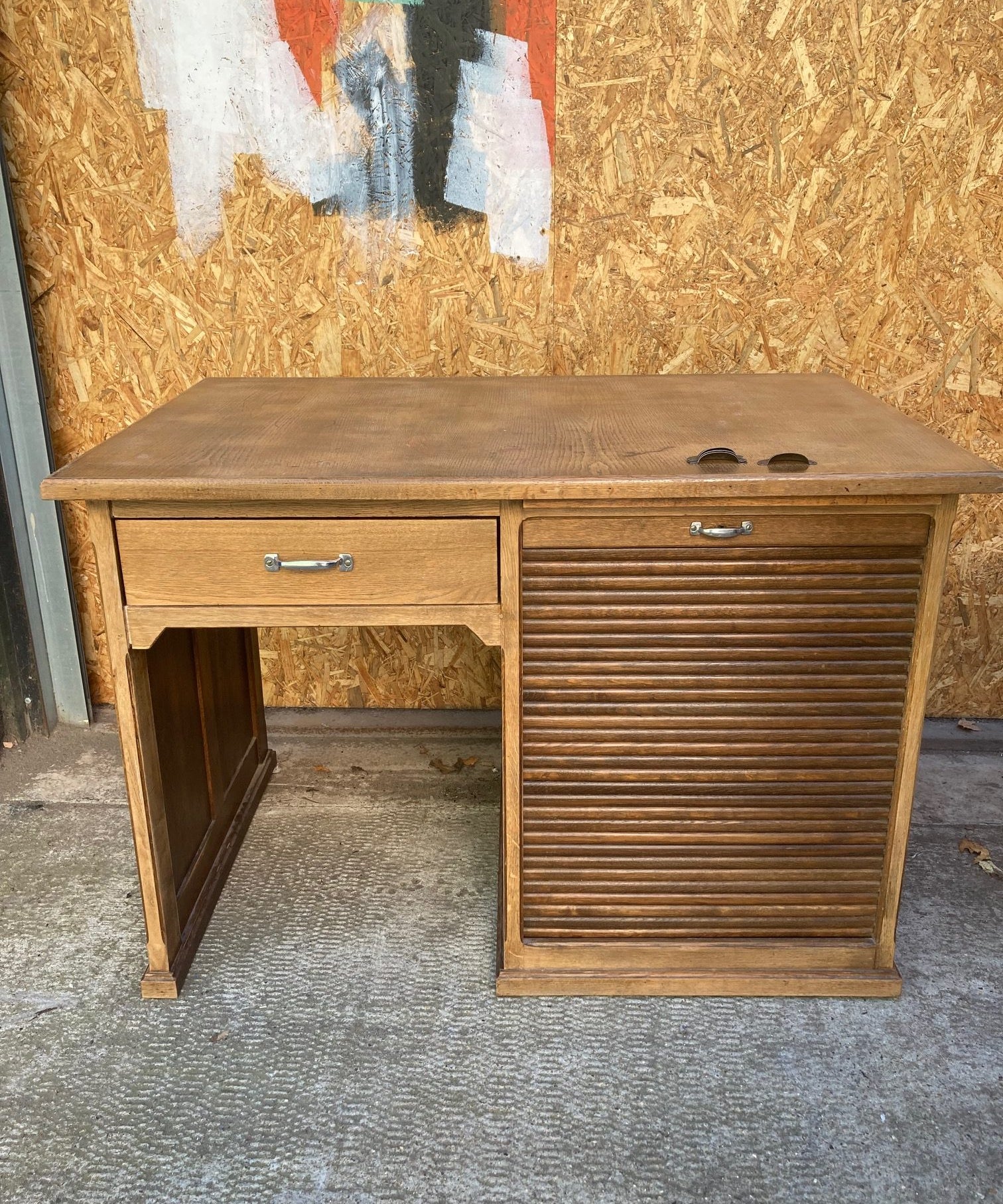 french-tambour-desk-1