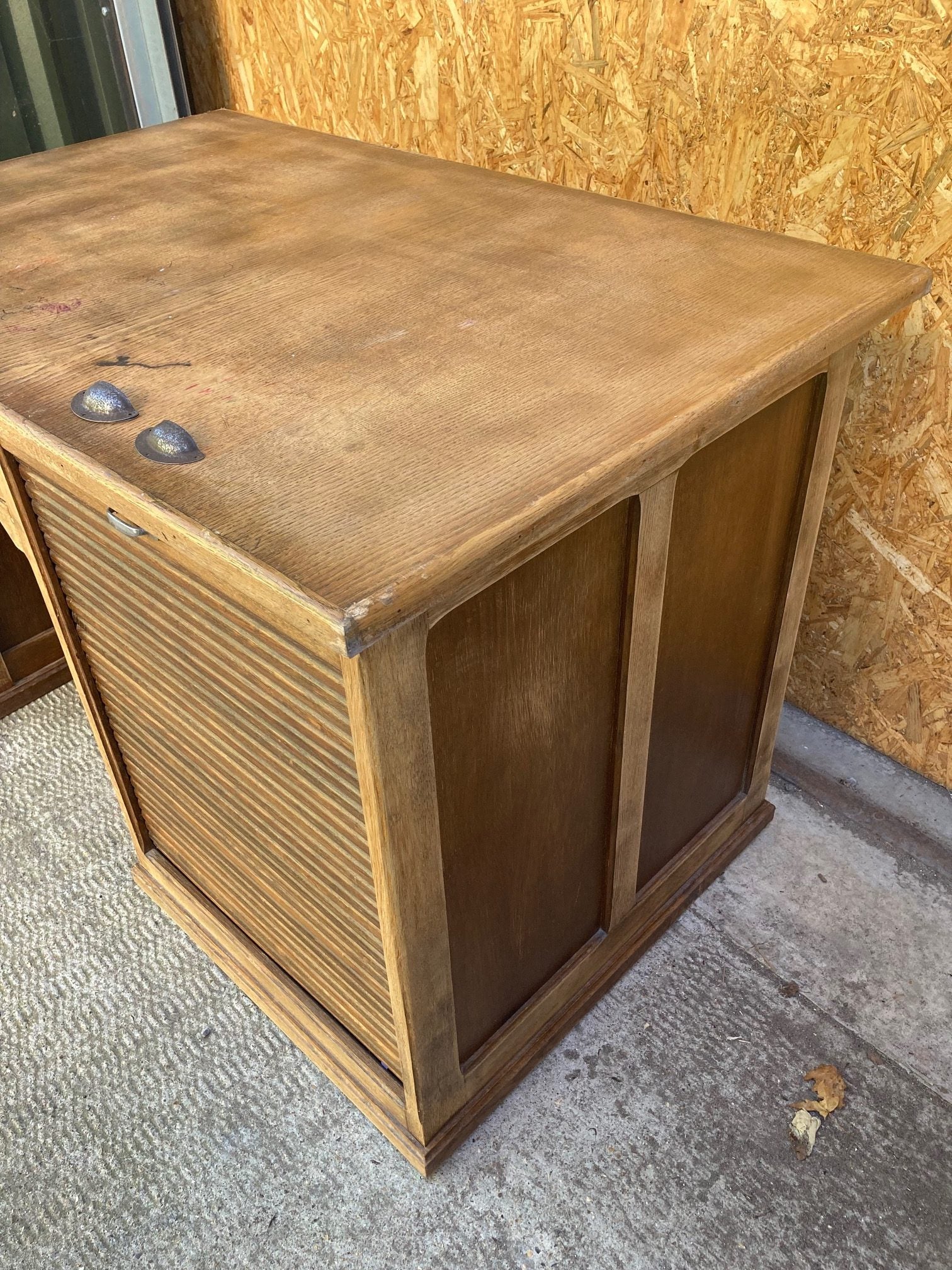 french-tambour-desk-4