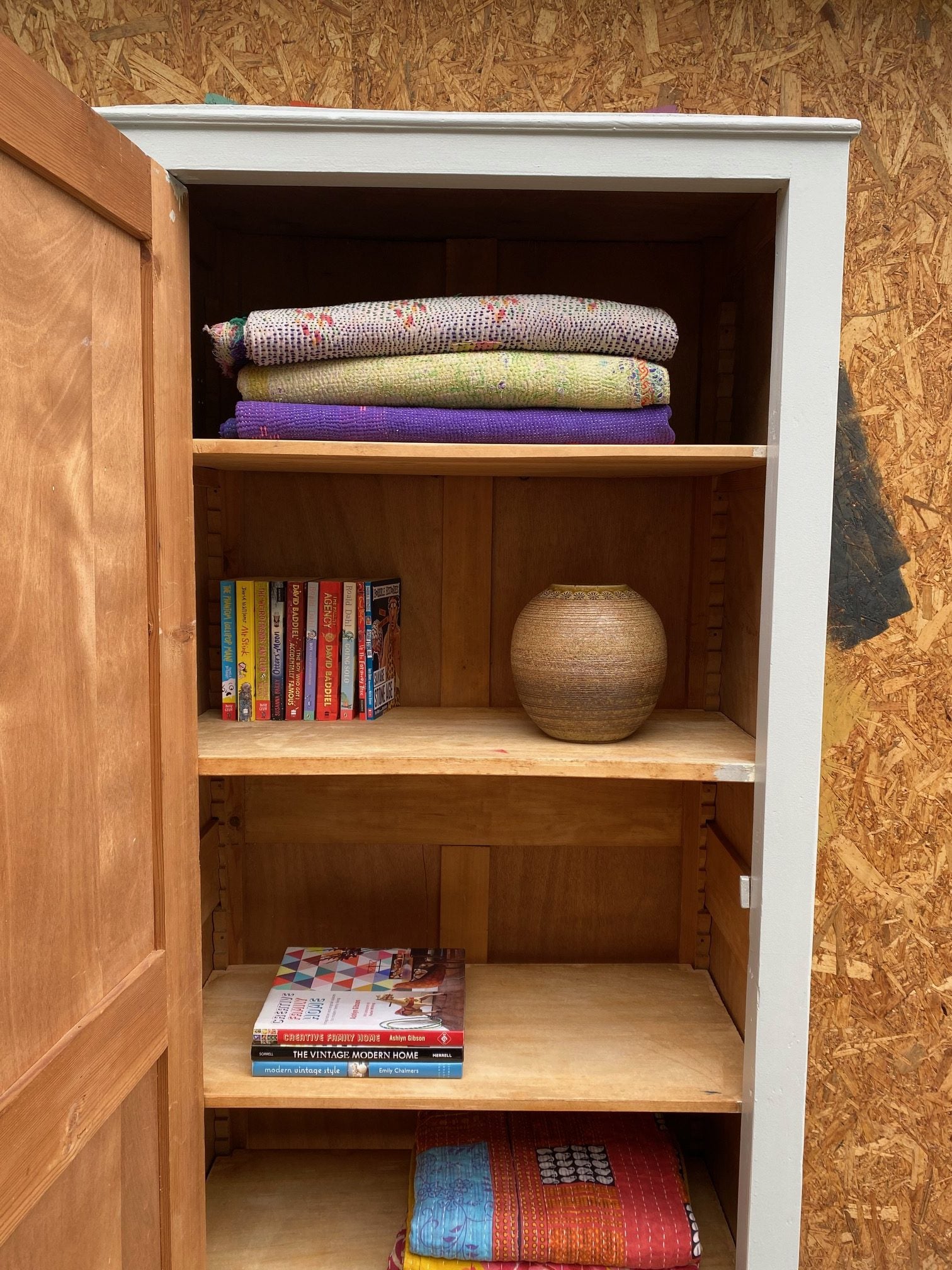 french-wooden-cupboard-7