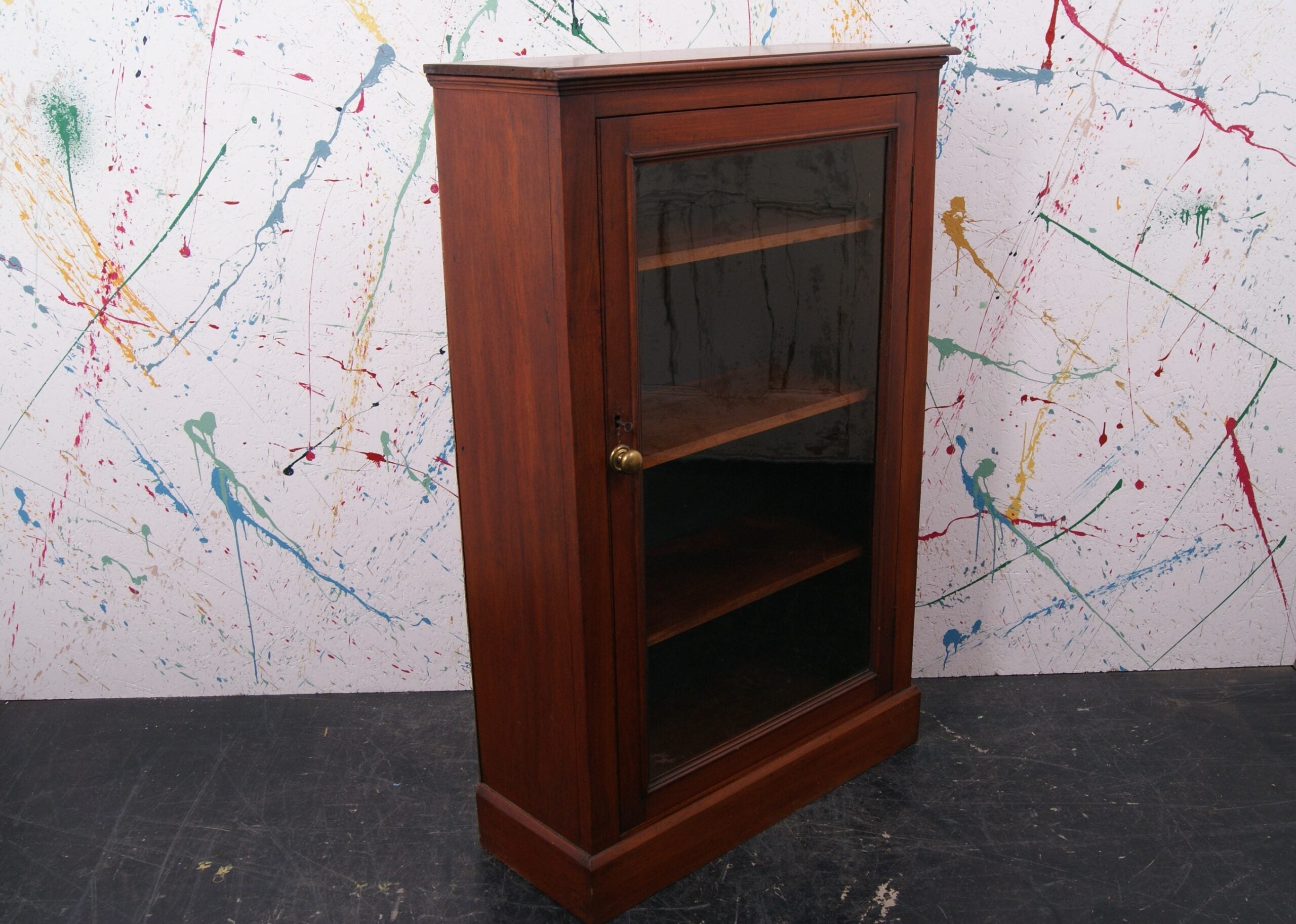 glass-cabinet-28