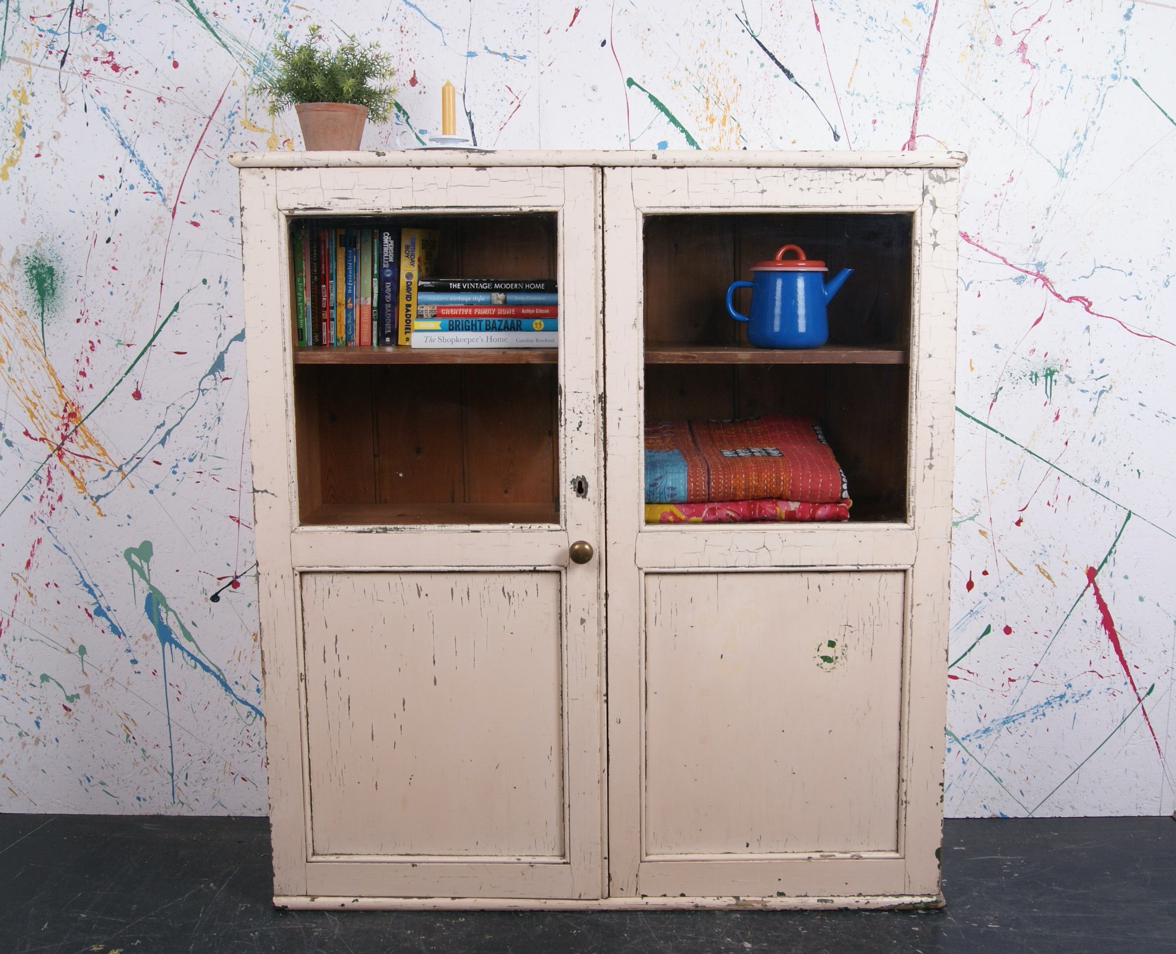 glass-cabinet-58
