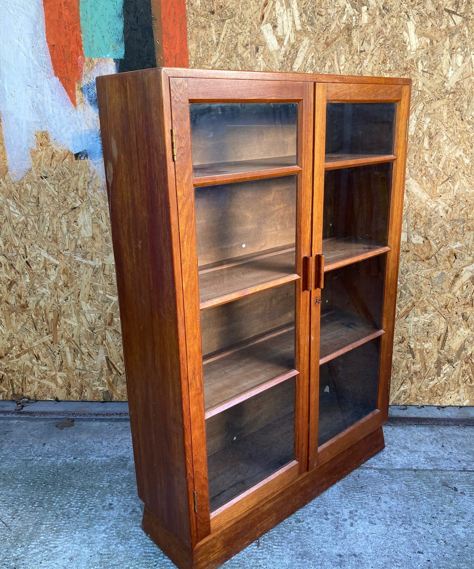 glass-cabinet-8