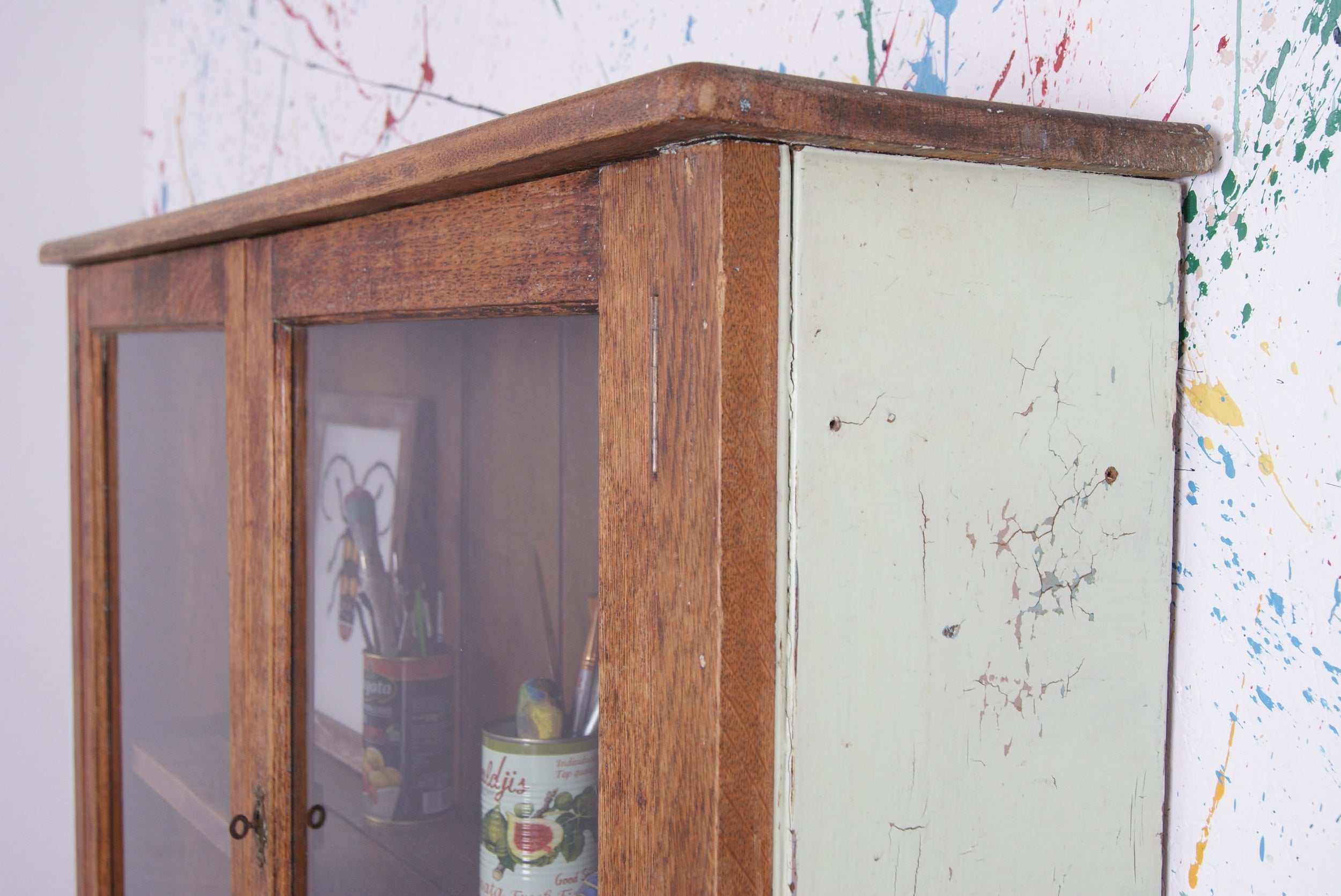 glass-cabinet-8