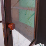glass-wall-cabinet-4