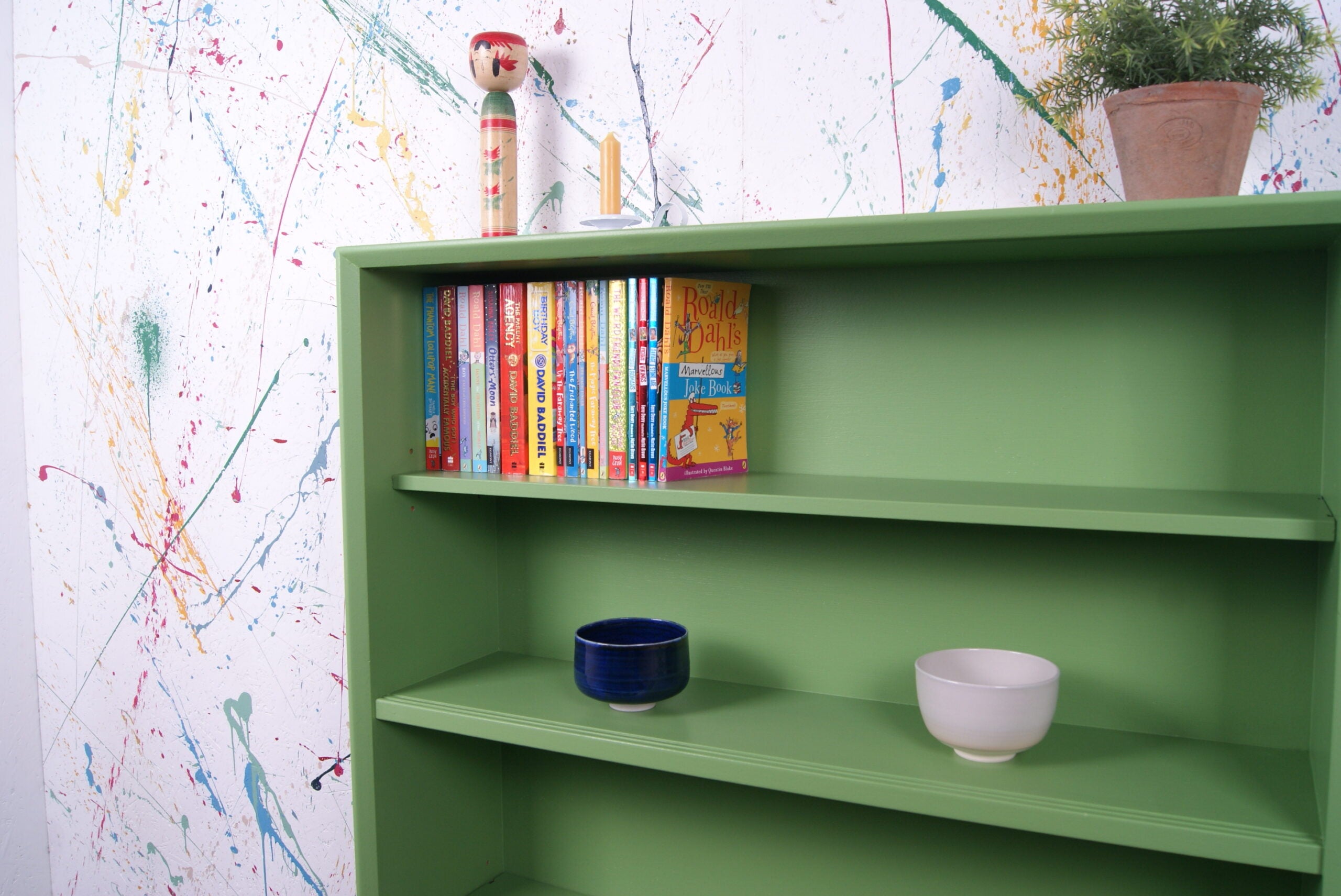 green-bookshelf-1