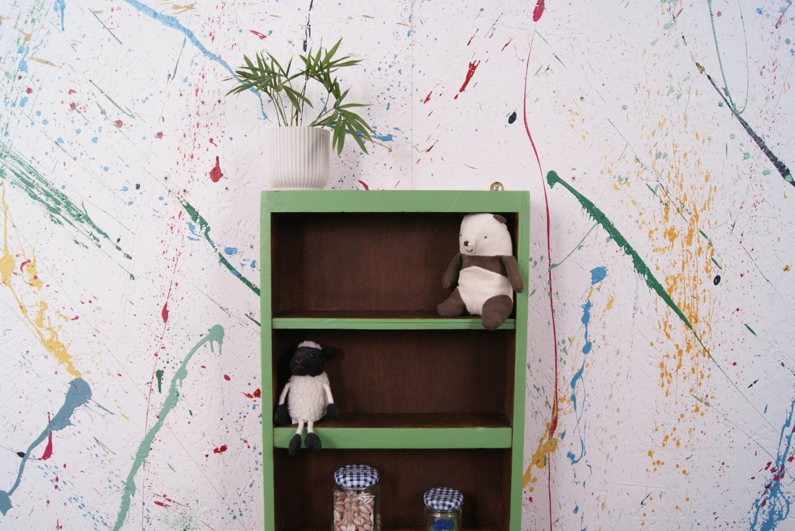 green-display-shelf-8