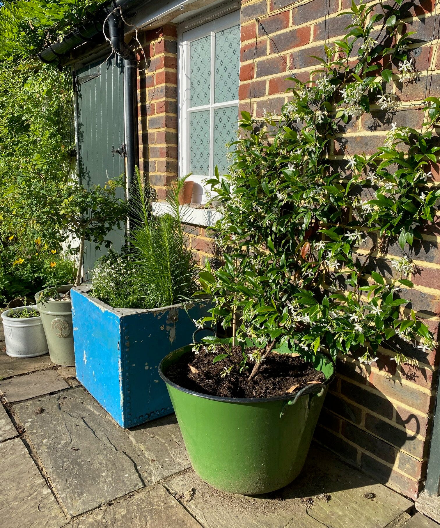 green-enamel-garden-tub-1