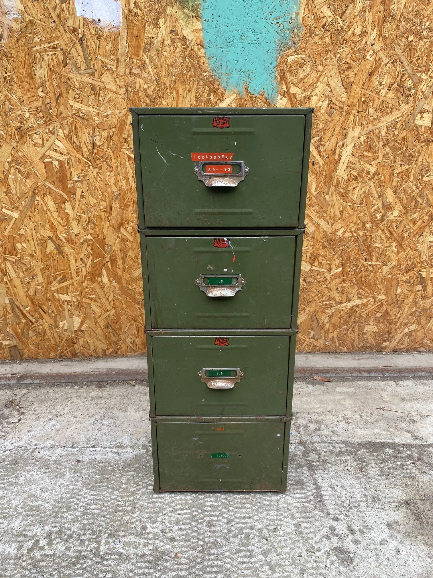green-filing-cabinet-1