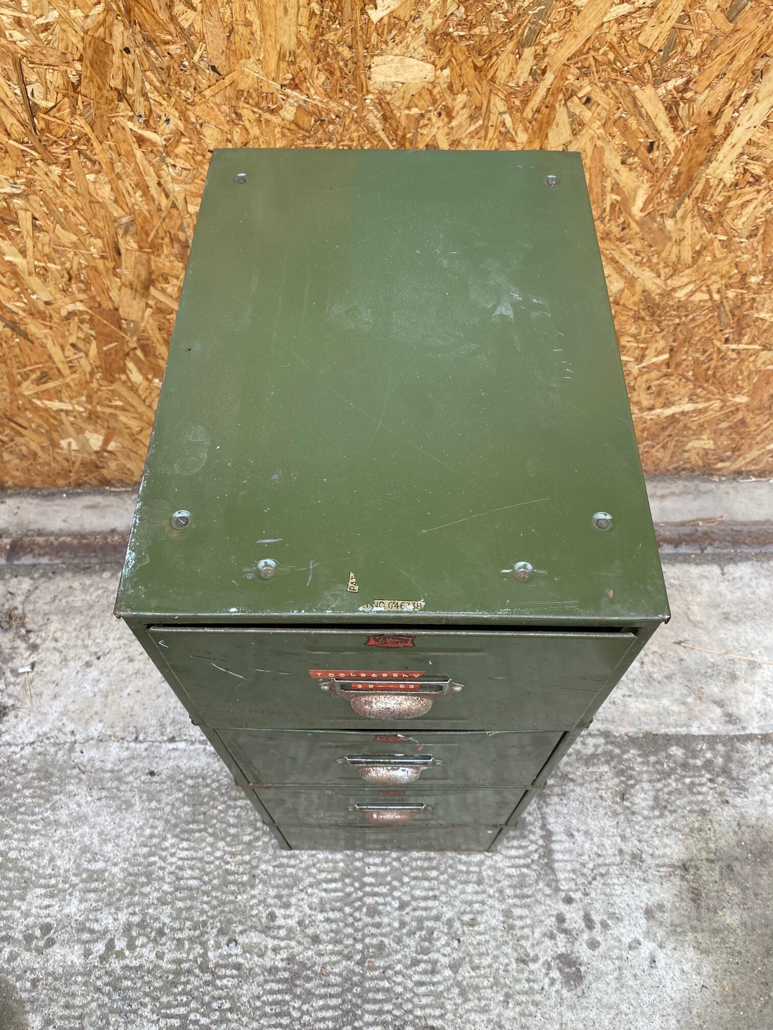 green-filing-cabinet-4
