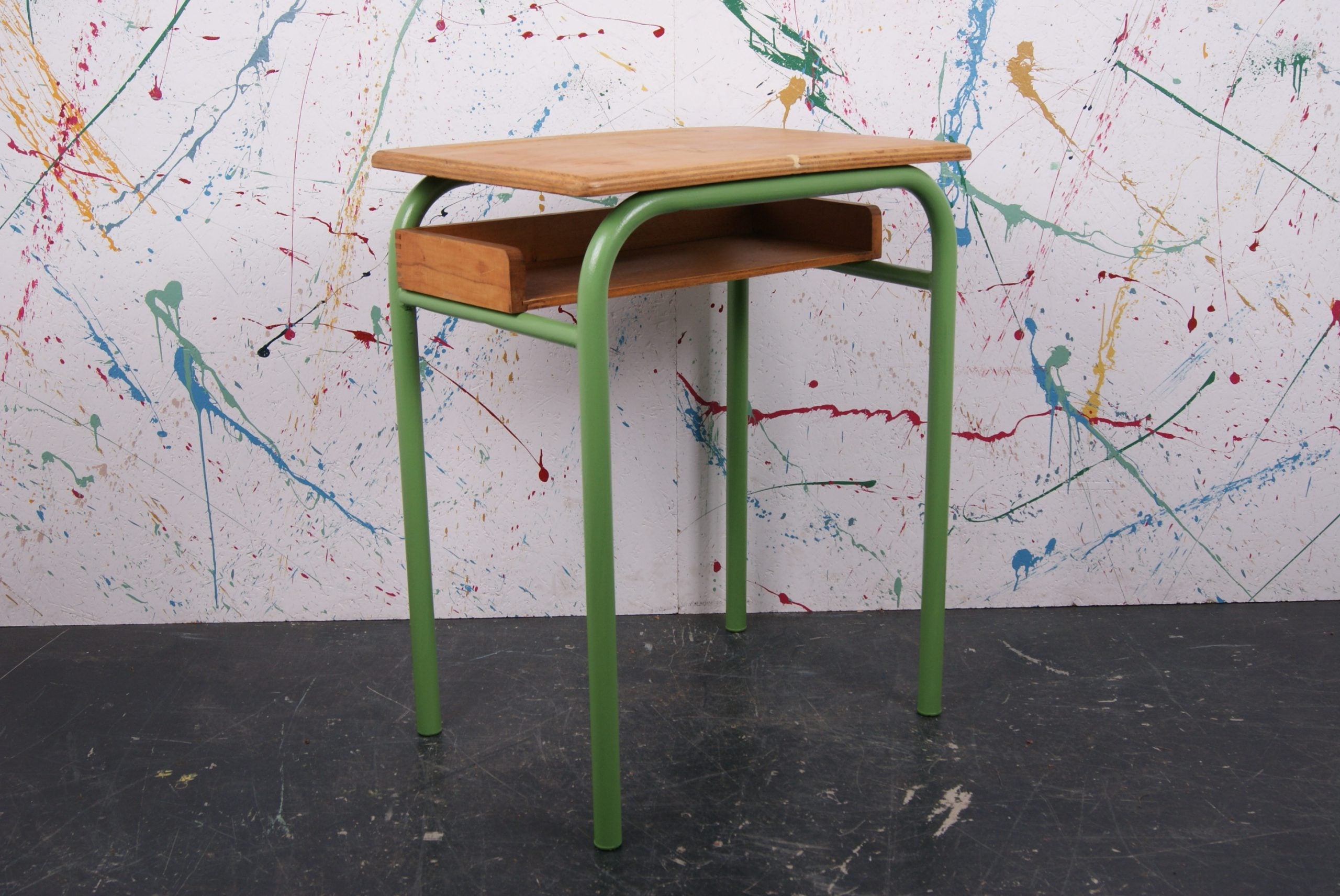 green-french-single-desk-3