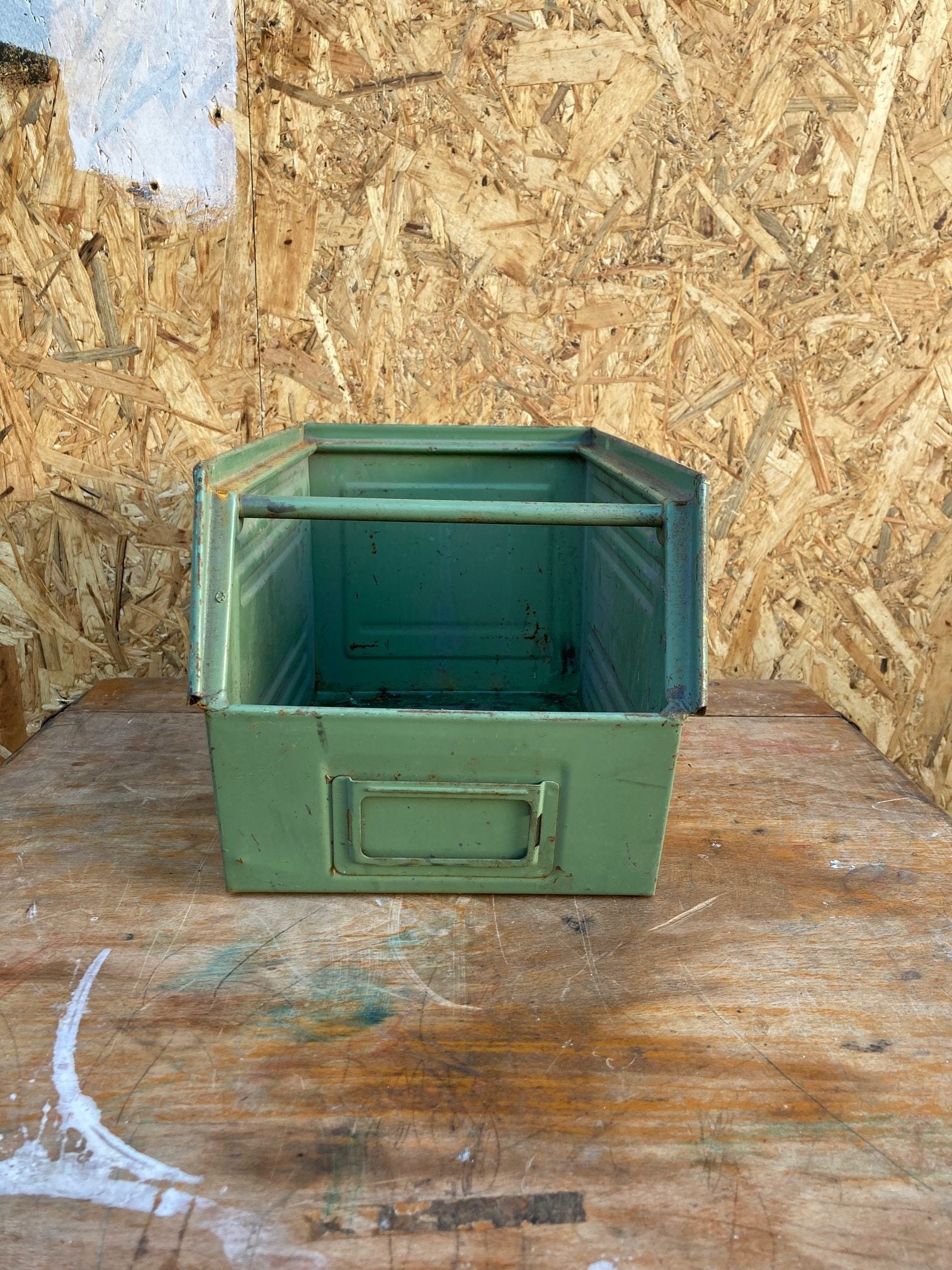green-metal-crate-2