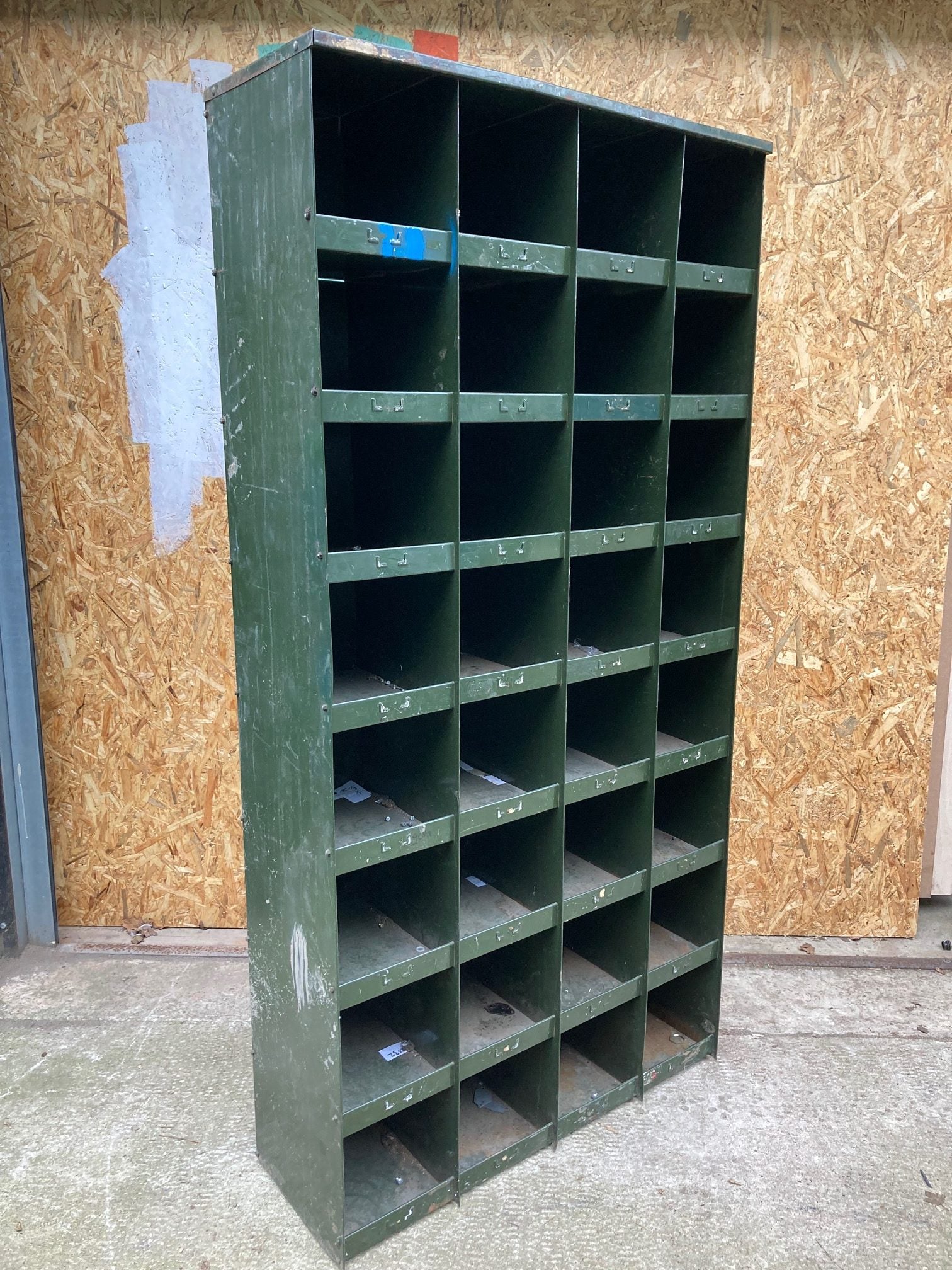 green-metal-pigeon-hole-4
