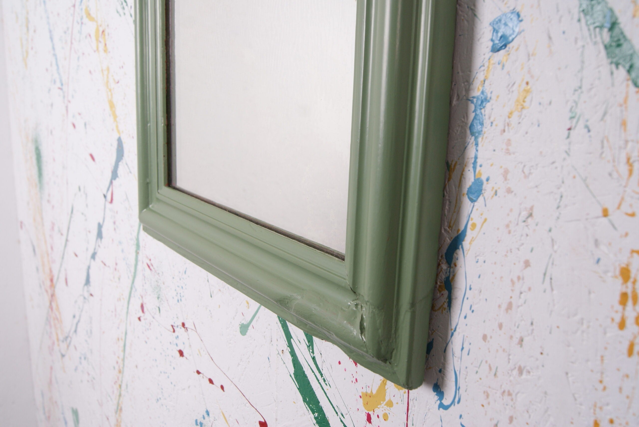 green-mirror-2