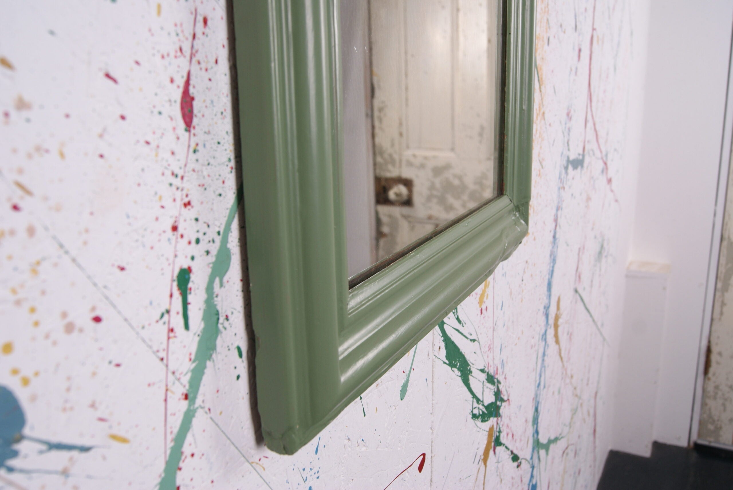 green-mirror-4