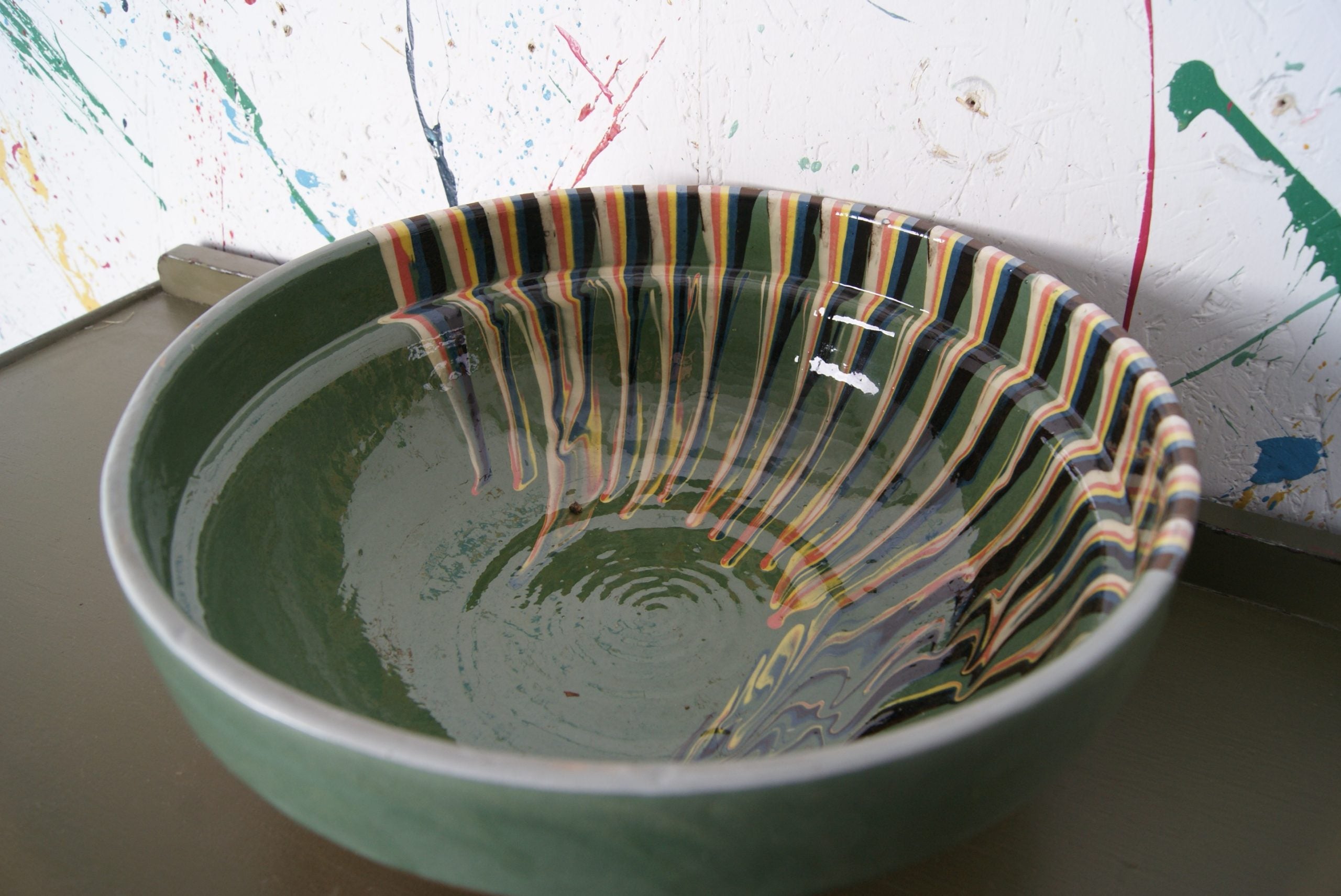 green-romanian-ceramic-bowl-7