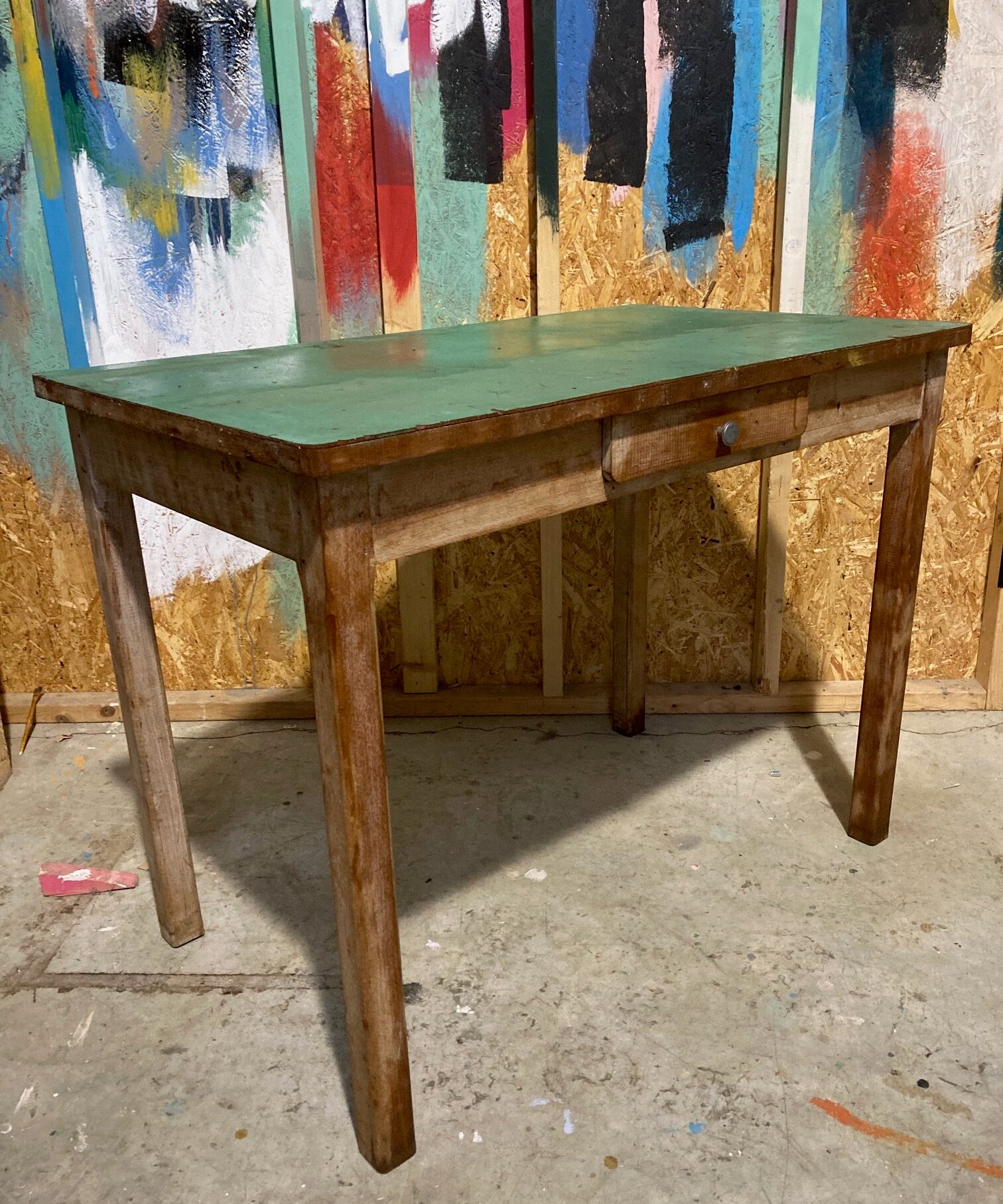 green-topped-table-4